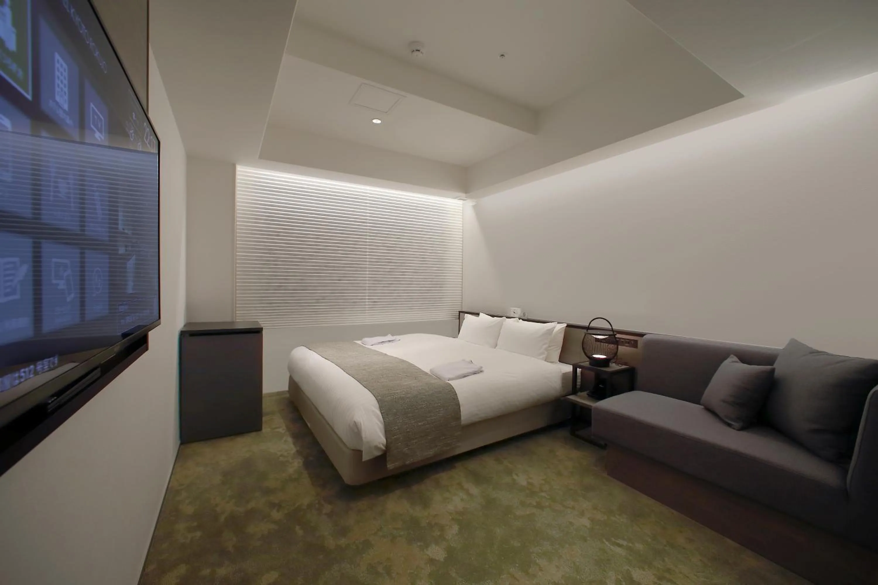 Photo of the whole room, Bed in ORIENTAL HOTEL KYOTO ROKUJO