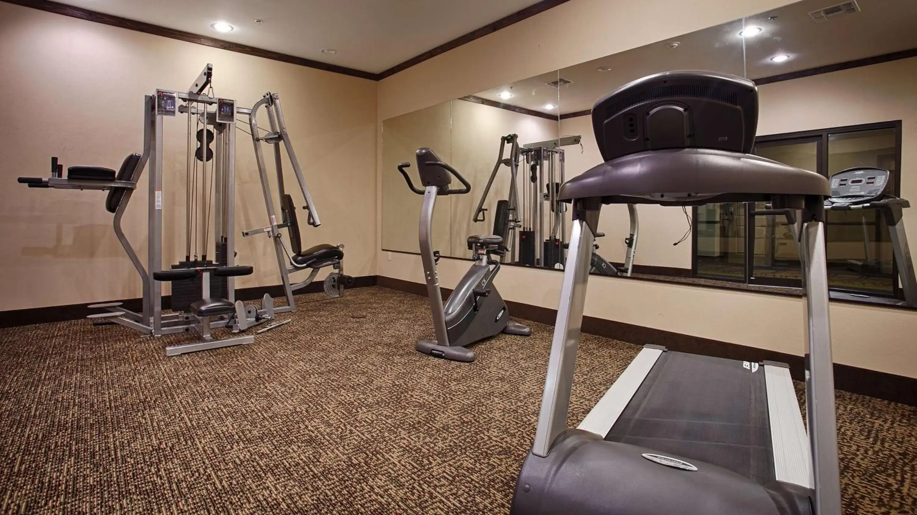 Fitness centre/facilities in Best Western Plus Emory at Lake Fork Inn & Suites Fitness centre/facilities in Best Western Plus Emory at Lake Fork Inn & Suites