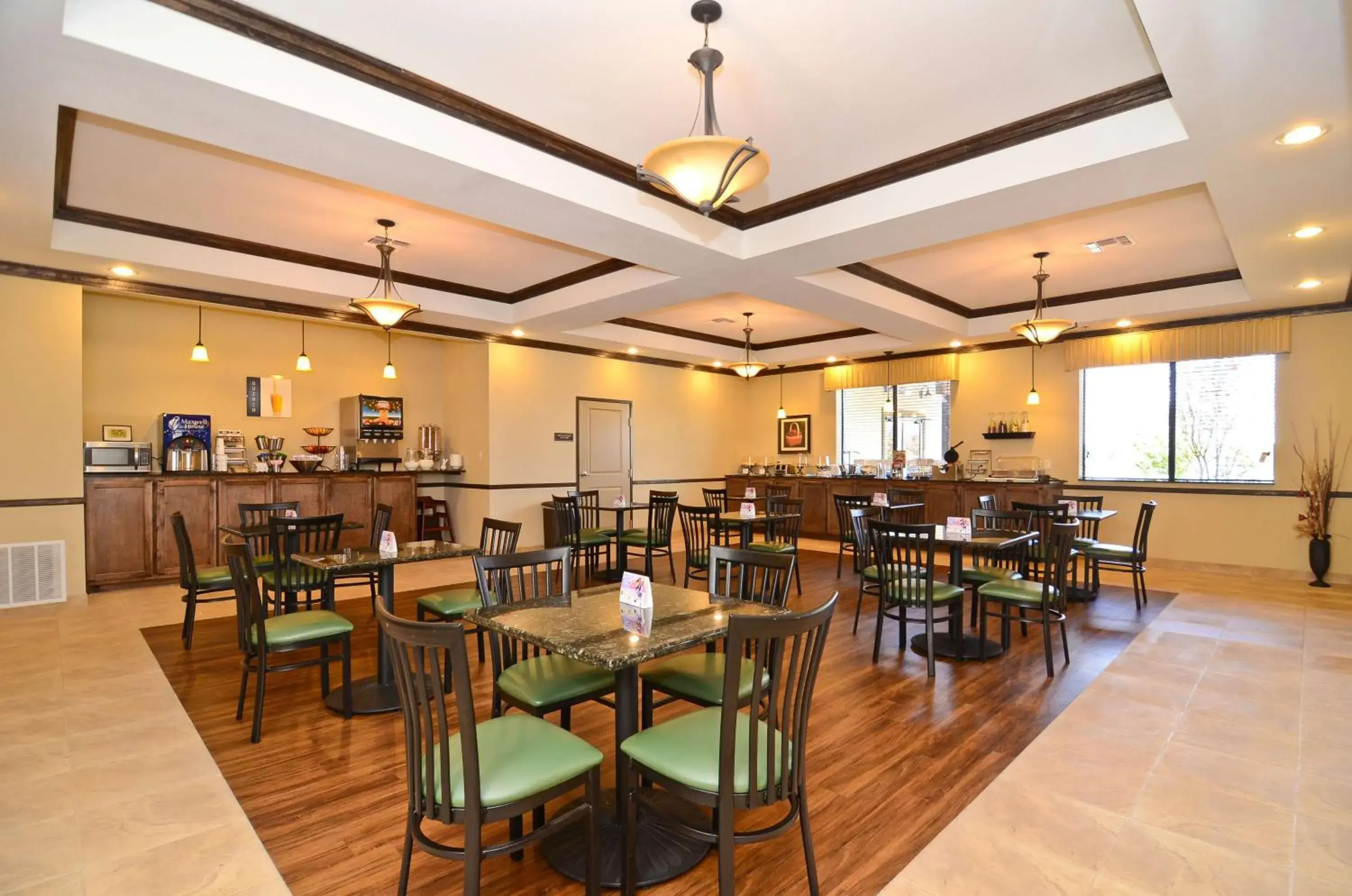 Restaurant/places to eat in Best Western Plus Emory at Lake Fork Inn & Suites Restaurant/places to eat in Best Western Plus Emory at Lake Fork Inn & Suites