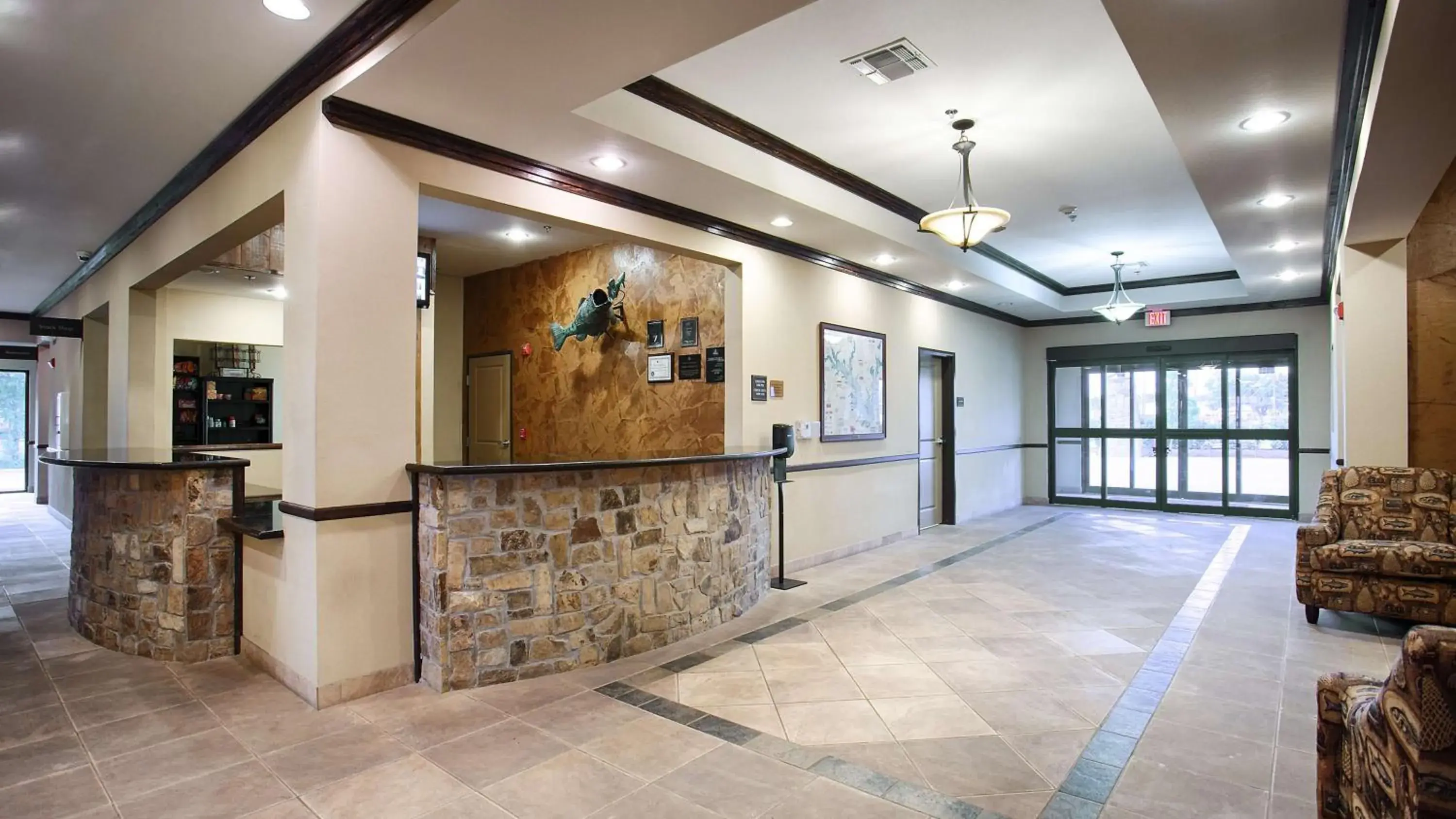 Lobby or reception in Best Western Plus Emory at Lake Fork Inn & Suites Lobby or reception in Best Western Plus Emory at Lake Fork Inn & Suites