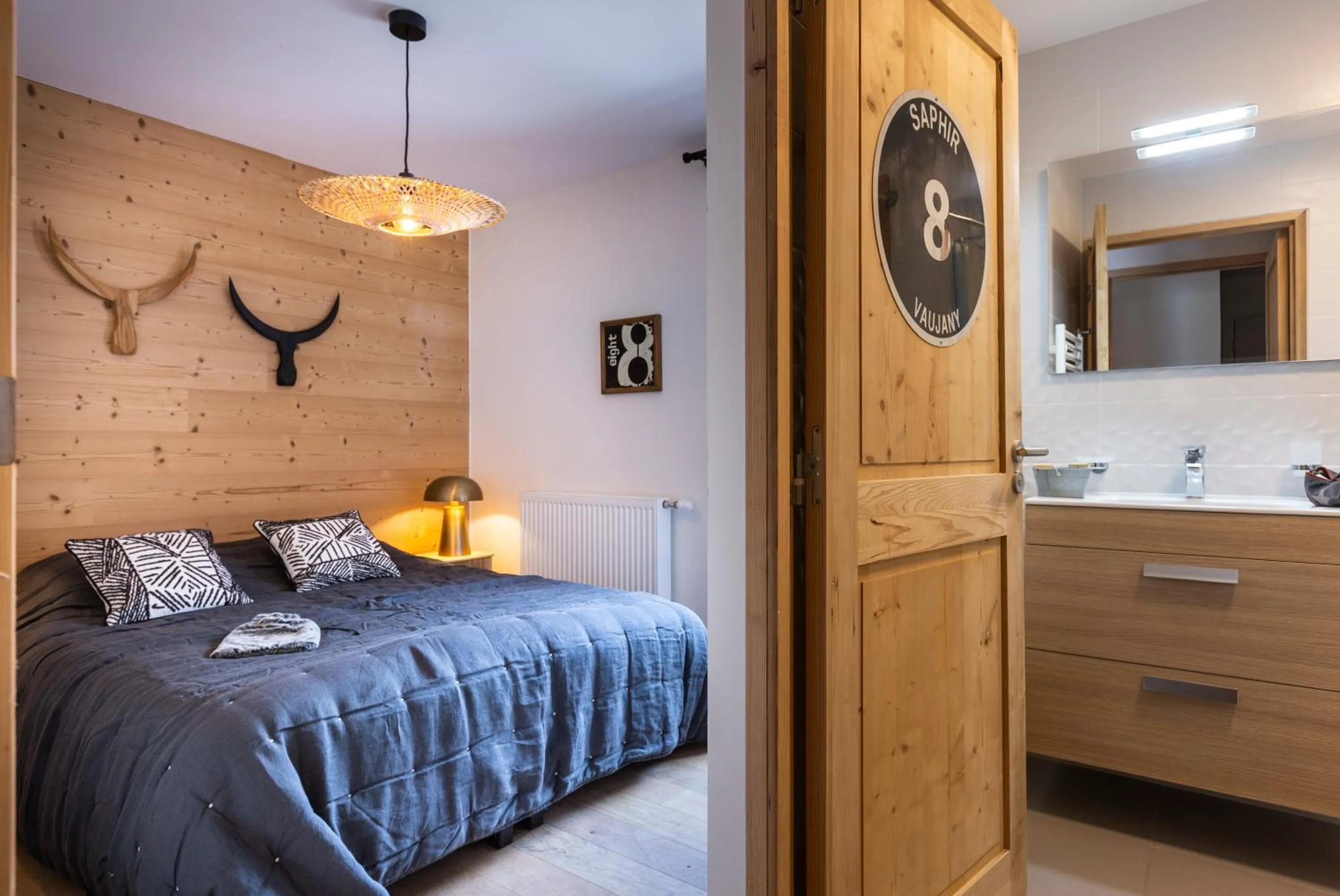 Photo of the whole room, Bed in TERRESENS - Le Saphir