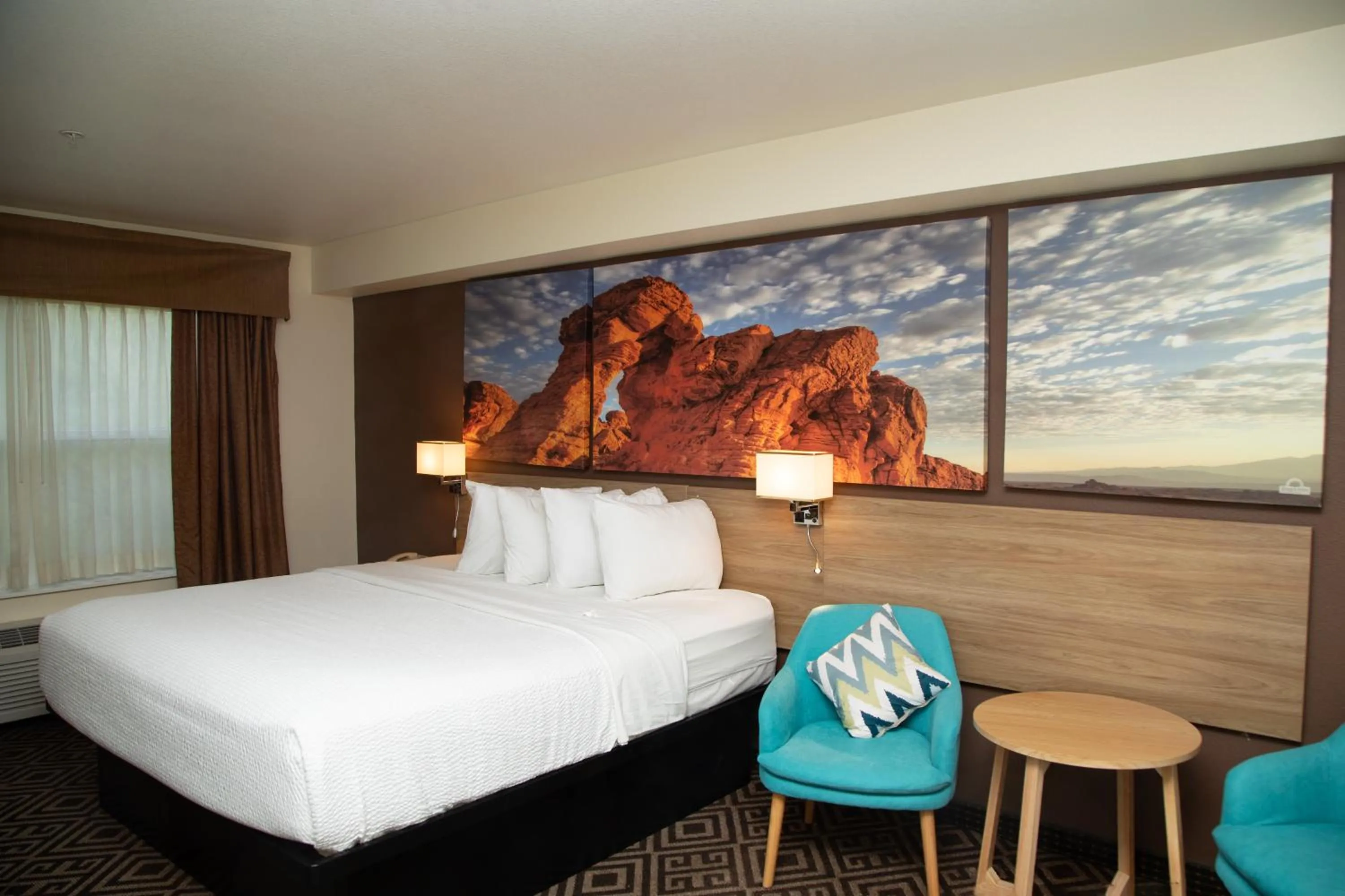 Bed in Days Inn by Wyndham Manitou Springs