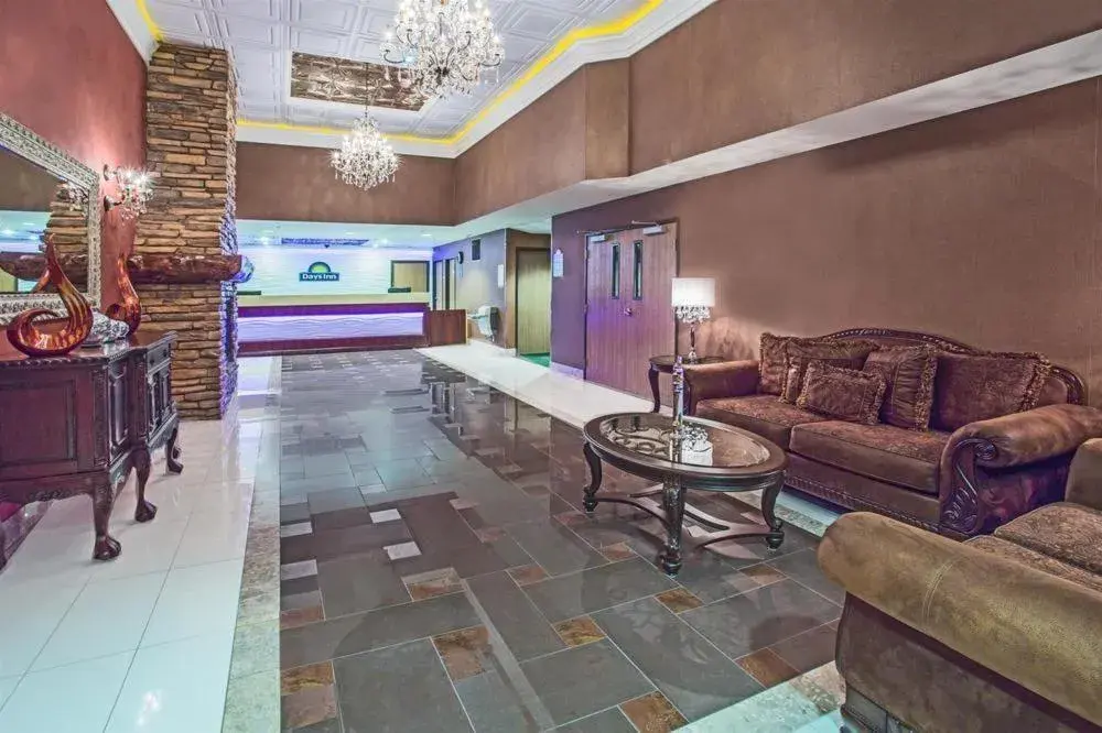 Lobby or reception in Days Inn by Wyndham Manitou Springs Lobby or reception in Days Inn by Wyndham Manitou Springs