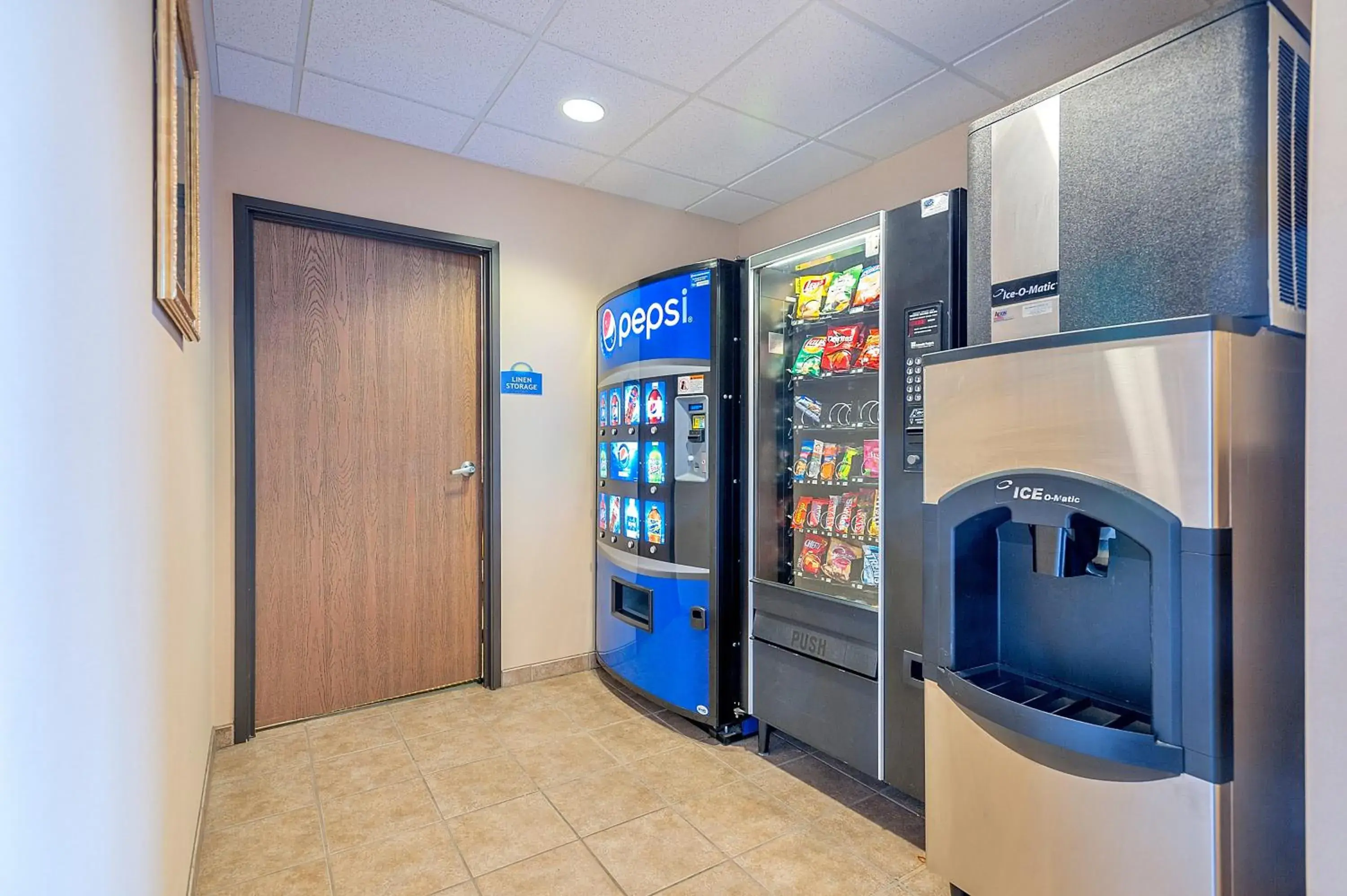 Food and drinks in Days Inn by Wyndham Manitou Springs Food and drinks in Days Inn by Wyndham Manitou Springs