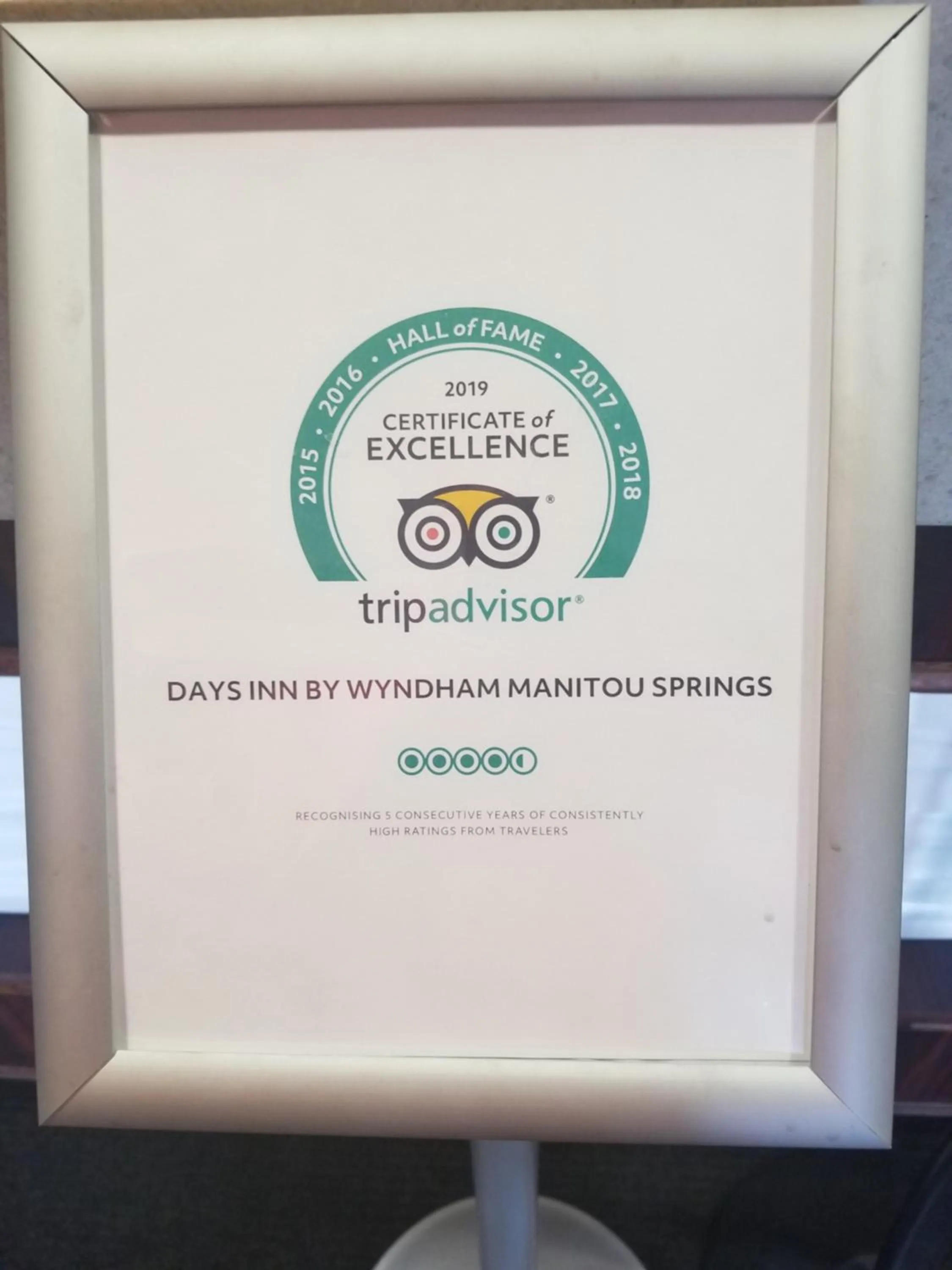 Certificate/Award in Days Inn by Wyndham Manitou Springs