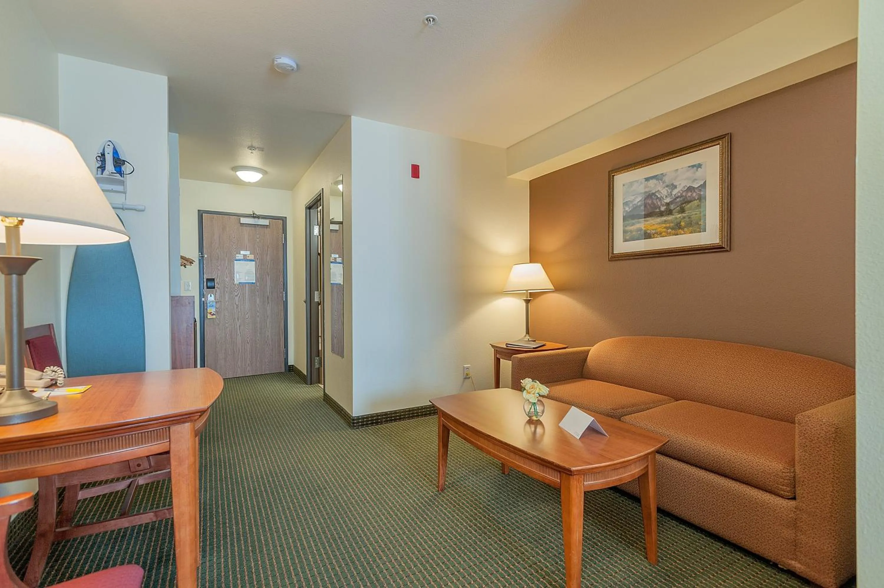 Living room in Days Inn by Wyndham Manitou Springs