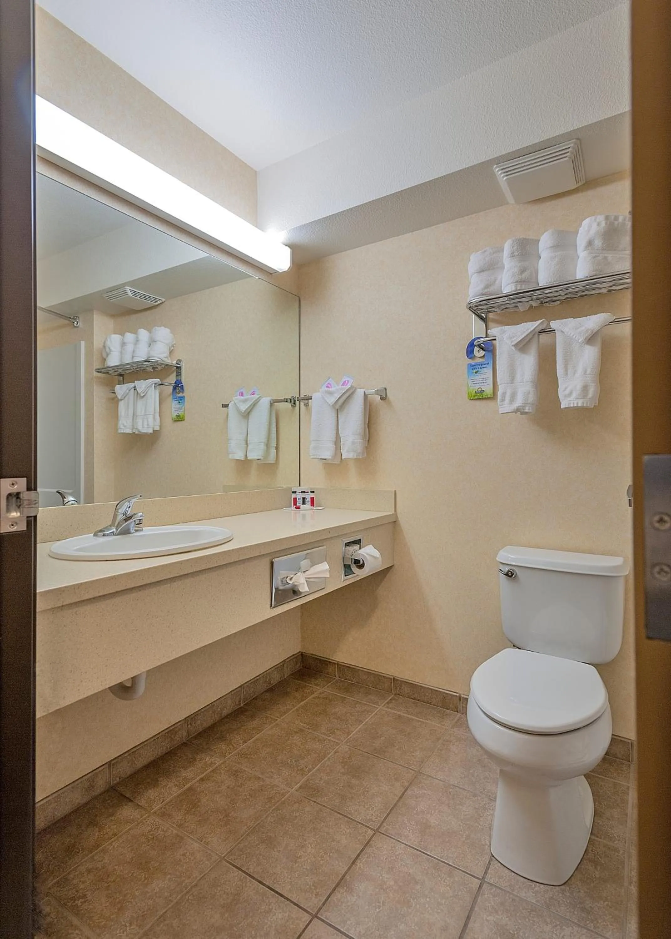 Bathroom in Days Inn by Wyndham Manitou Springs