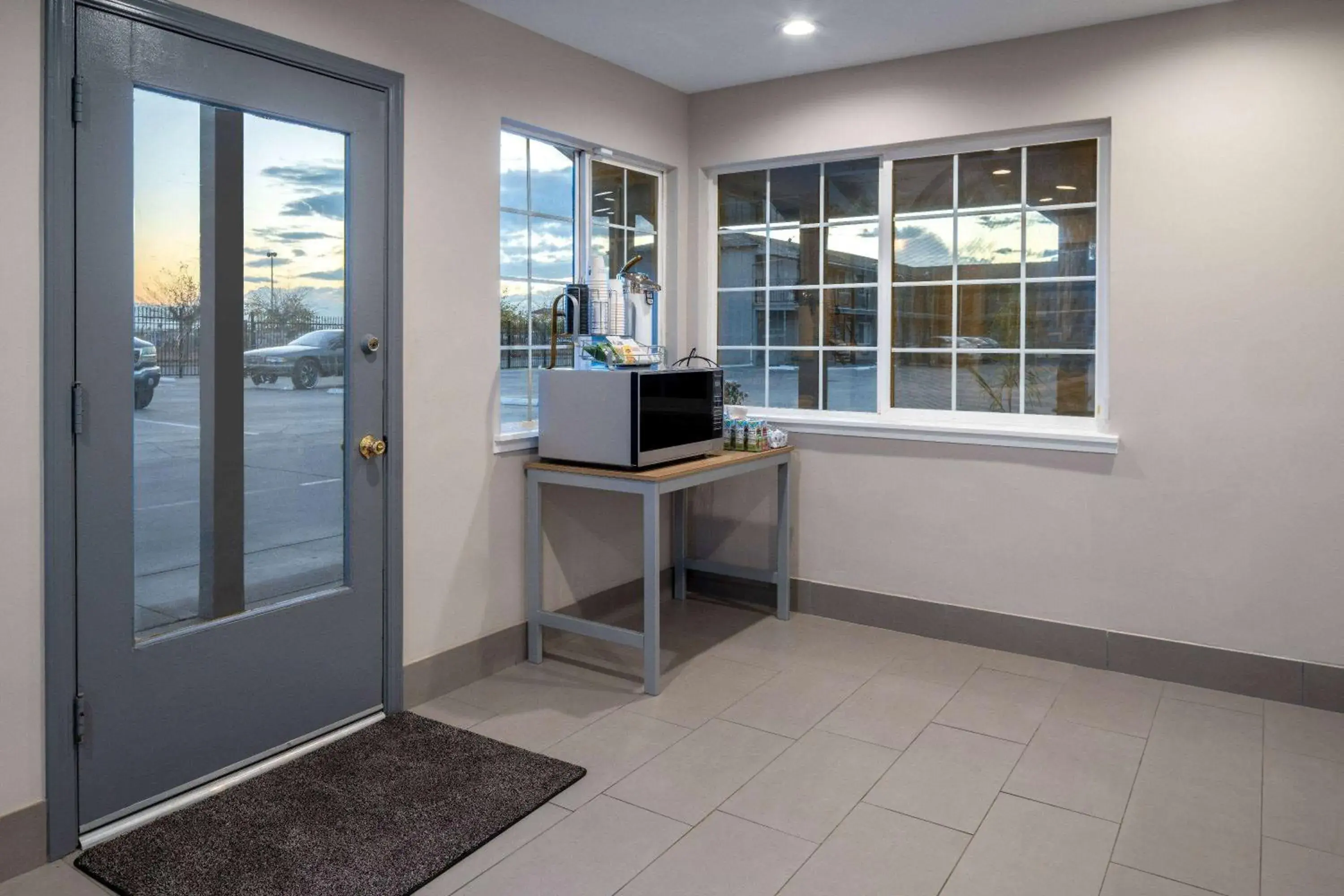 Lobby or reception in Super 8 by Wyndham Bakersfield CA Lobby or reception in Super 8 by Wyndham Bakersfield CA