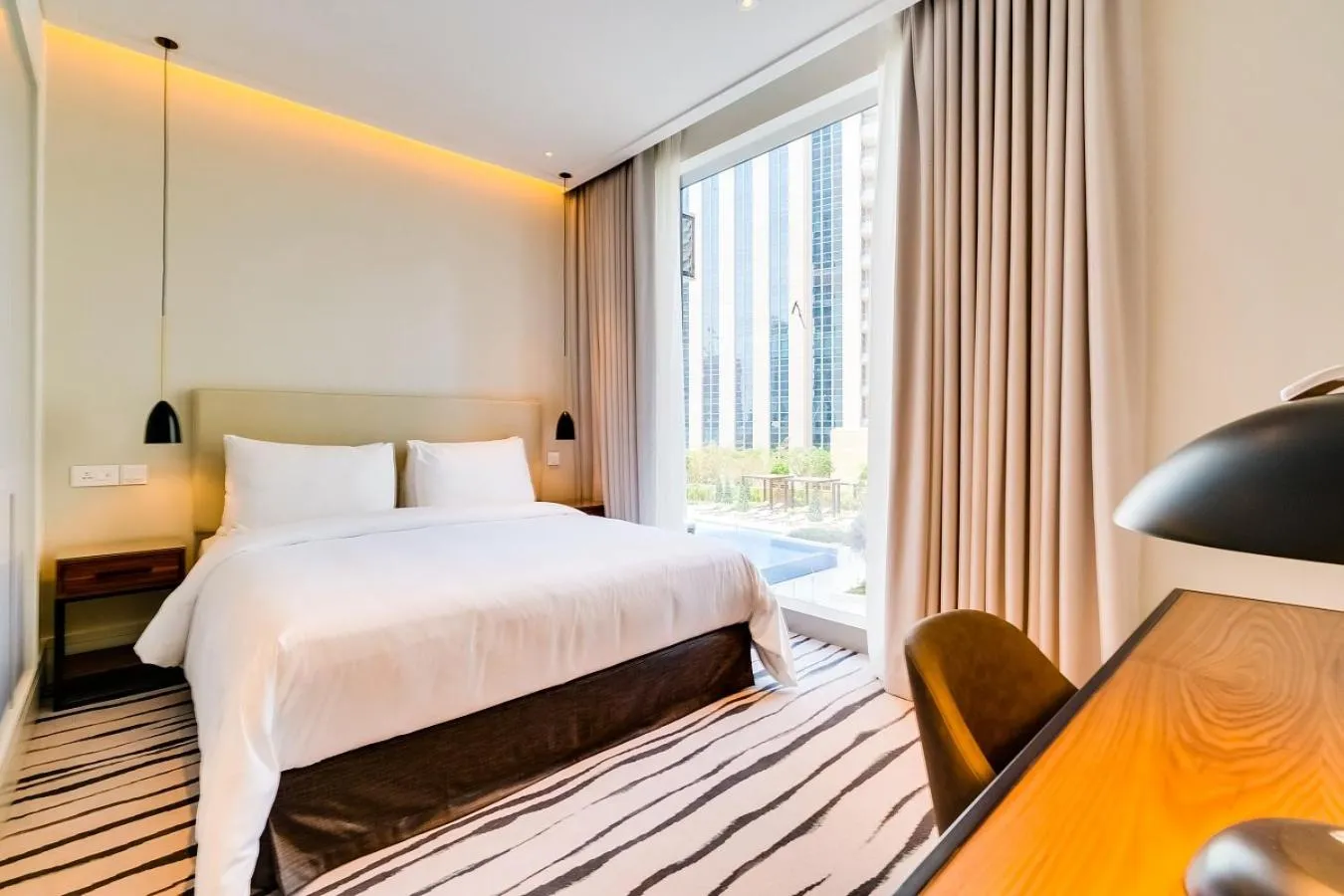 Bed in Vida Downtown Residences