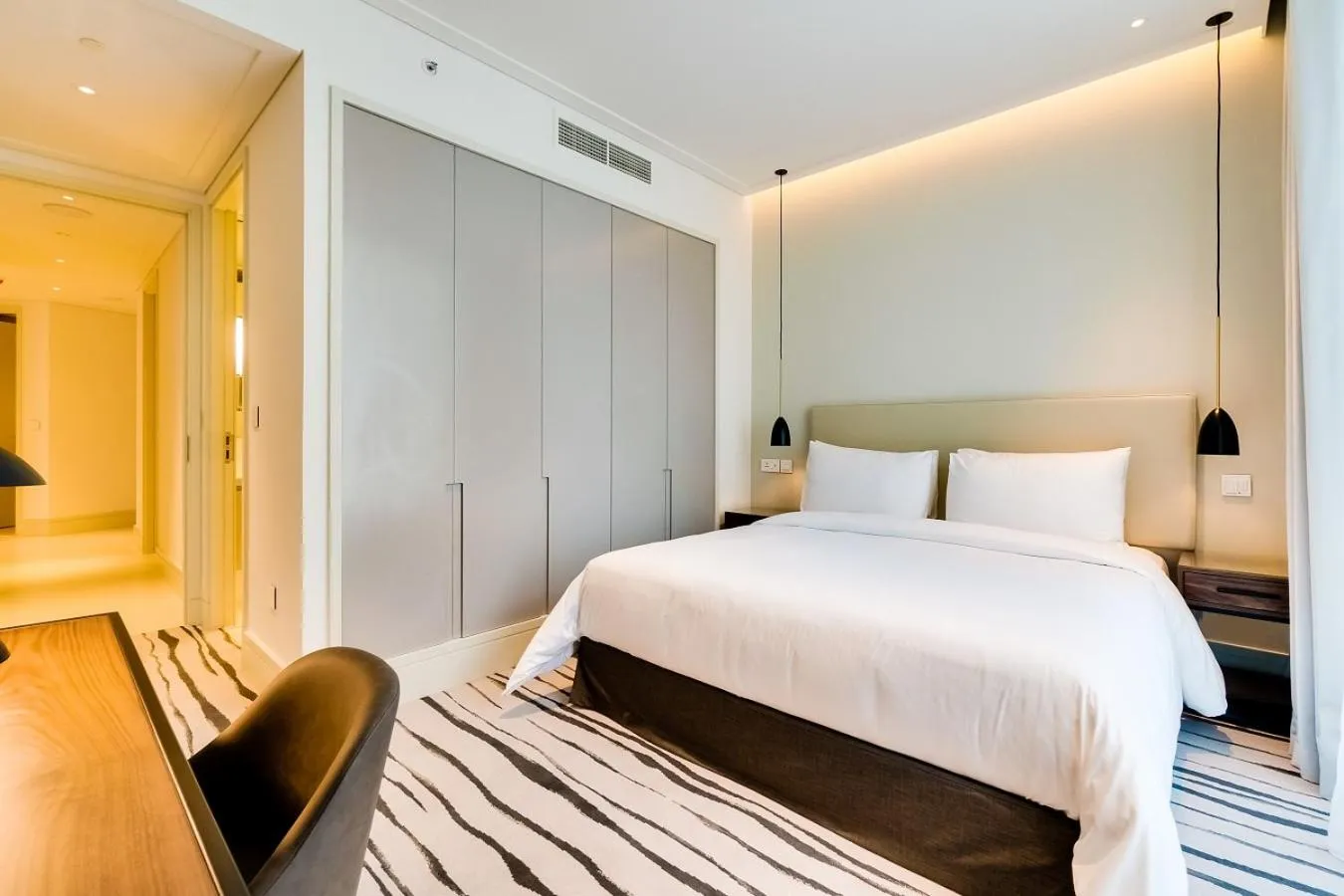 Bed in Vida Downtown Residences