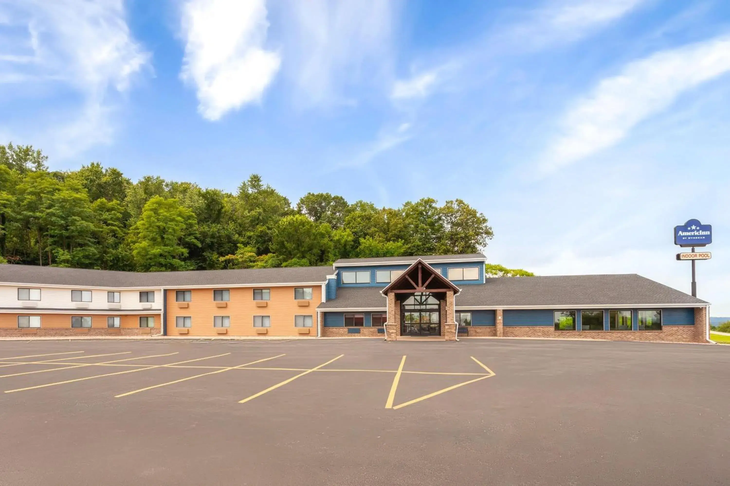 Property building in AmericInn by Wyndham West Salem Property building in AmericInn by Wyndham West Salem