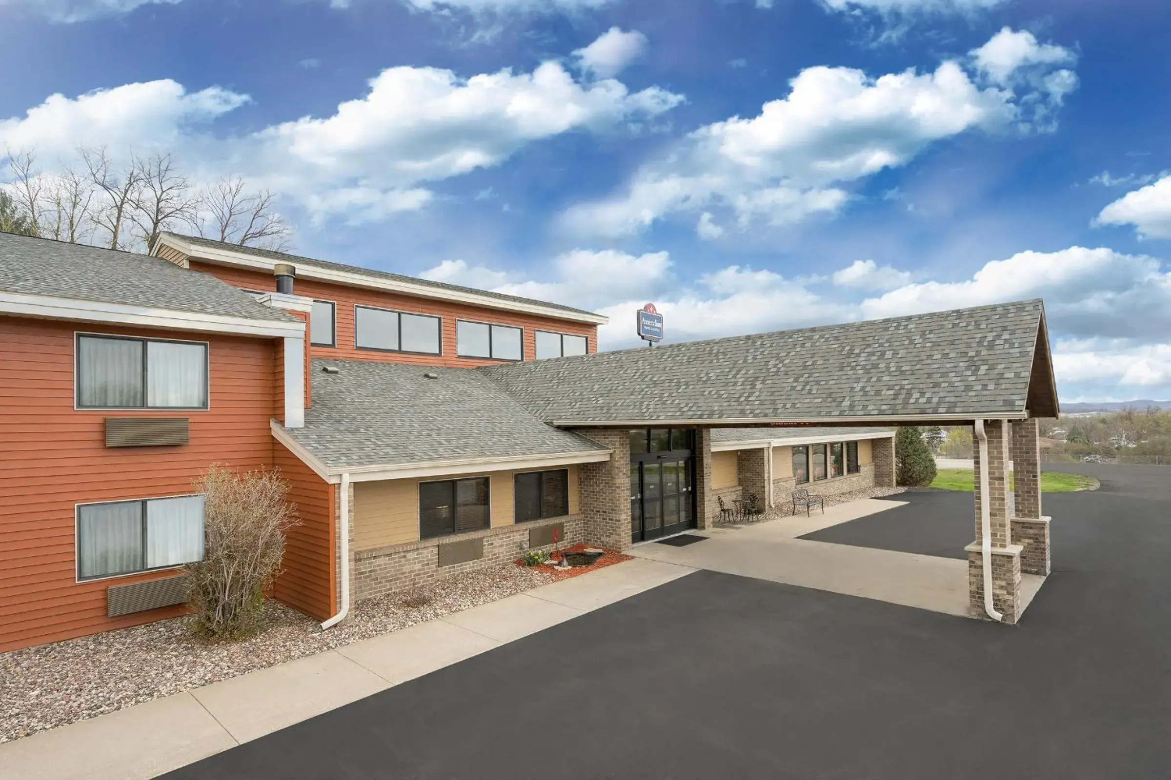 Property building in AmericInn by Wyndham West Salem Property building in AmericInn by Wyndham West Salem