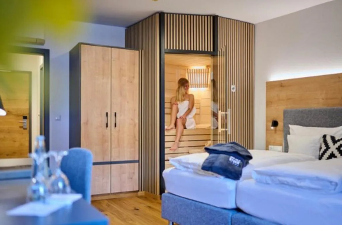 Sauna, Bed in Hotel & Restaurant Herzstück Waldkirchen