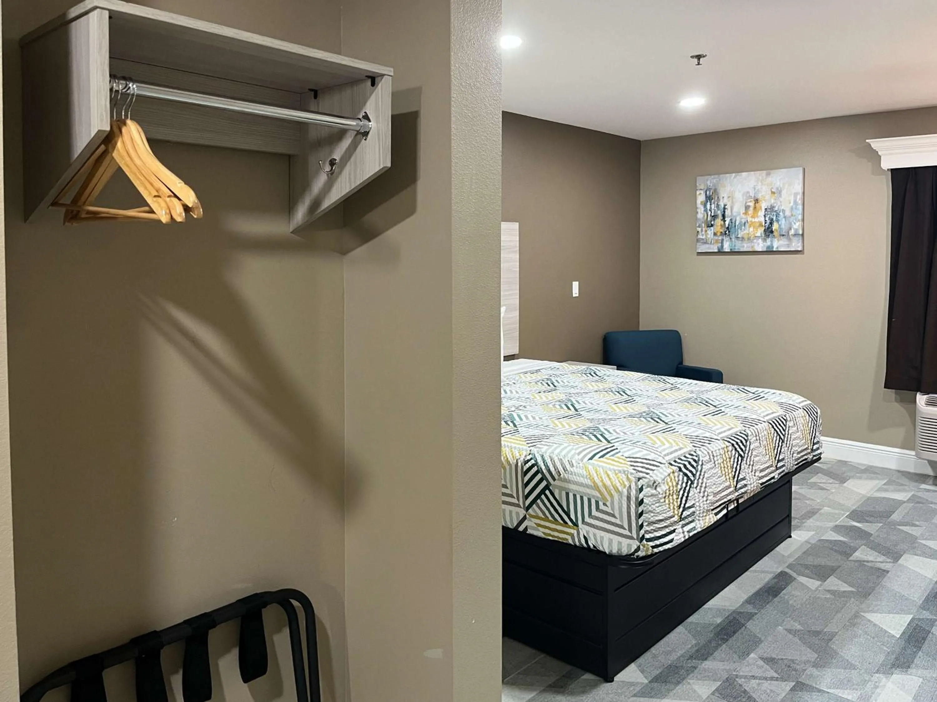 Bedroom, Bed in Motel 6 Houma, LA