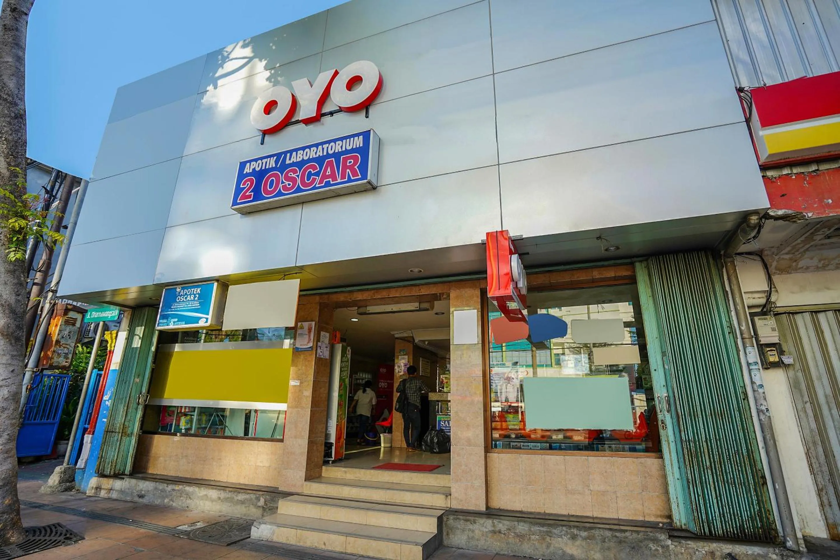 Facade/entrance in Super OYO Capital O 1086 '2oscar