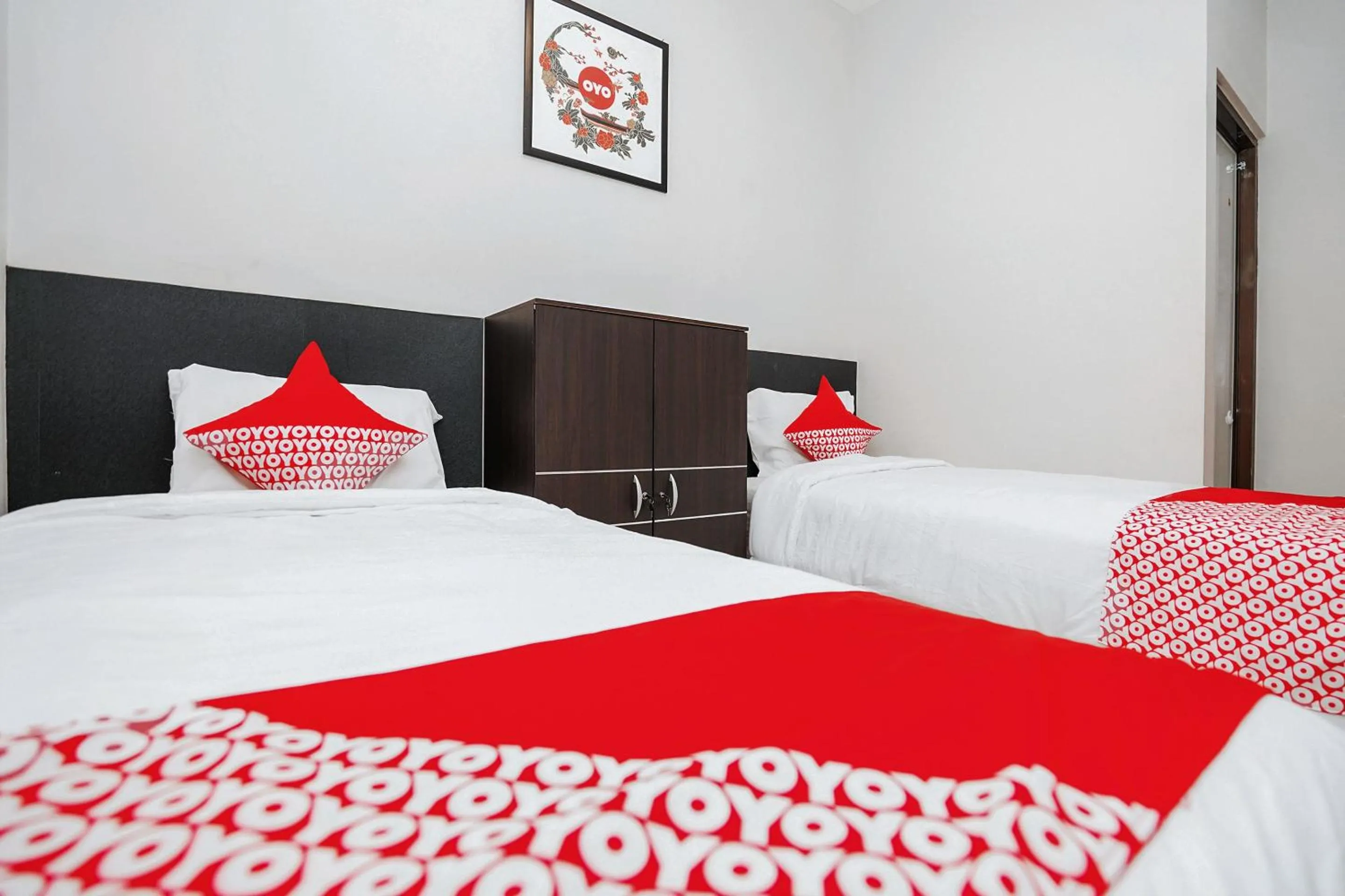 Bedroom, Bed in Super OYO Capital O 1086 '2oscar