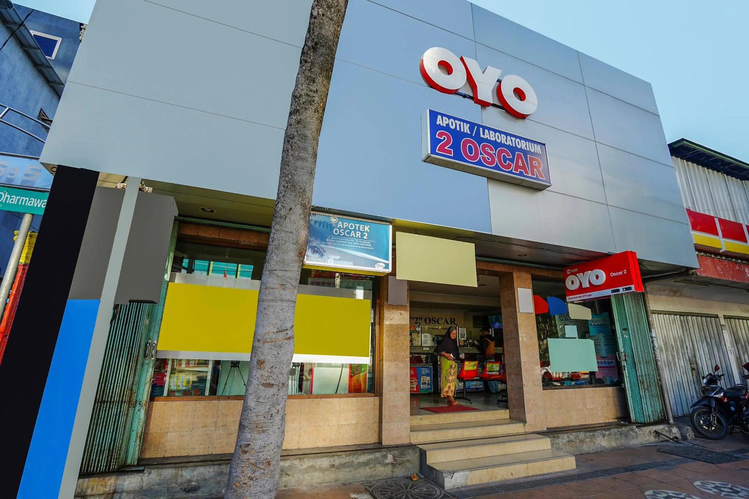 Facade/entrance in Super OYO Capital O 1086 '2oscar