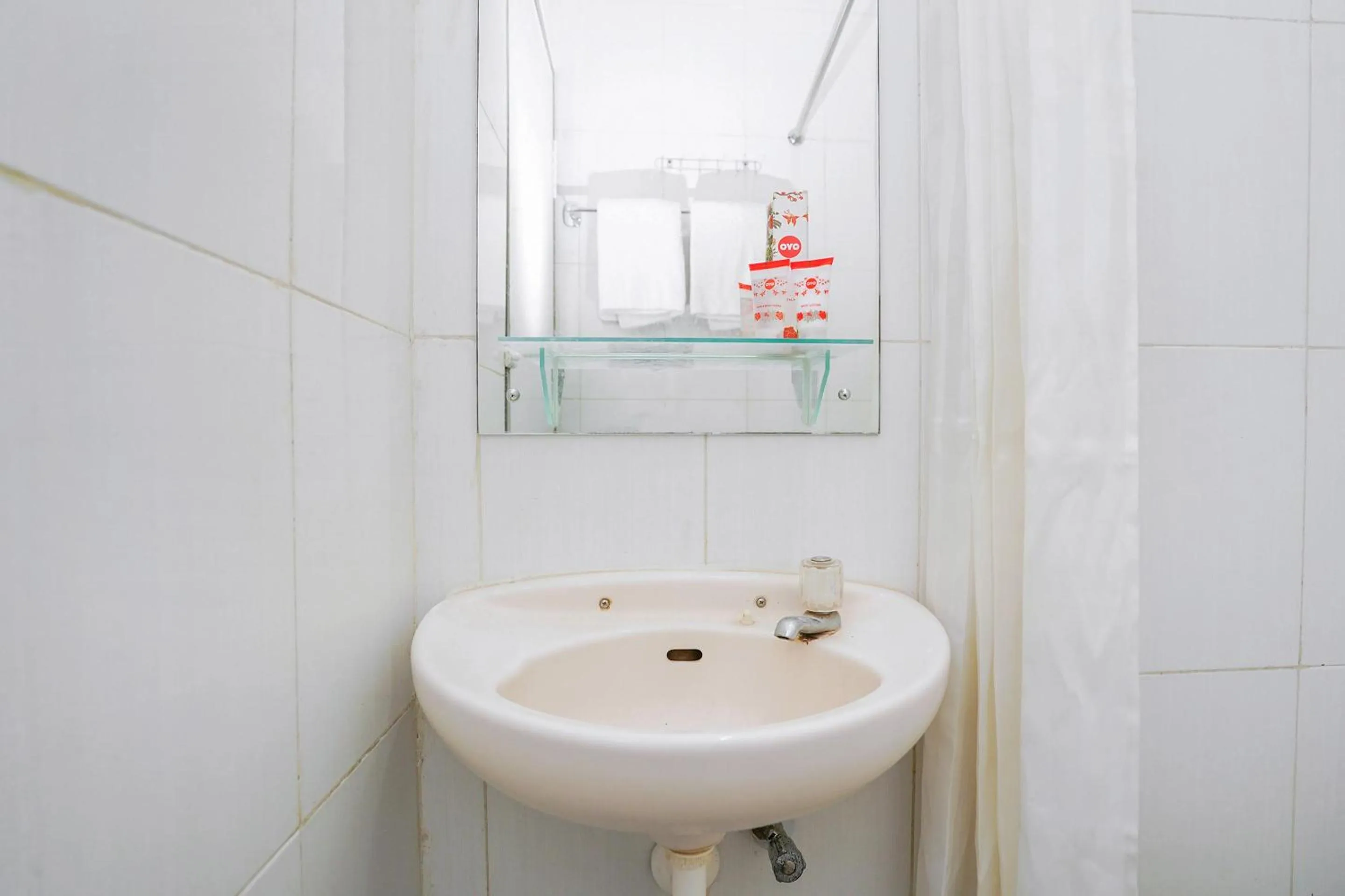 Bathroom in Super OYO Capital O 1086 '2oscar