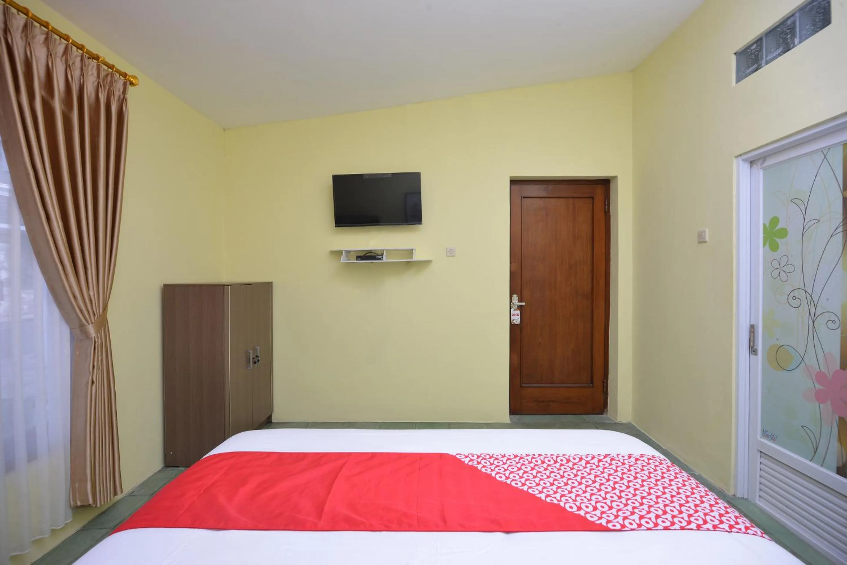 Bedroom in Super OYO 1046 Omah Pathok