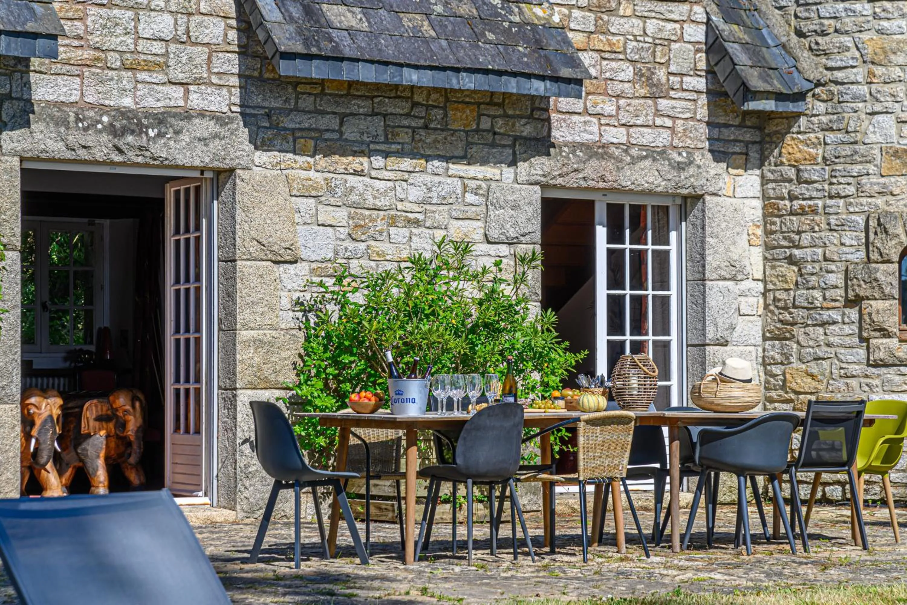 Patio in Le Manoir de Saint Brendan