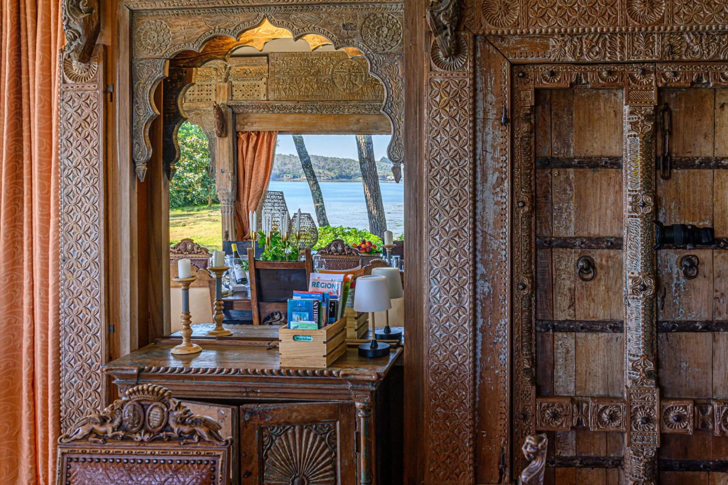 Dining area in Le Manoir de Saint Brendan