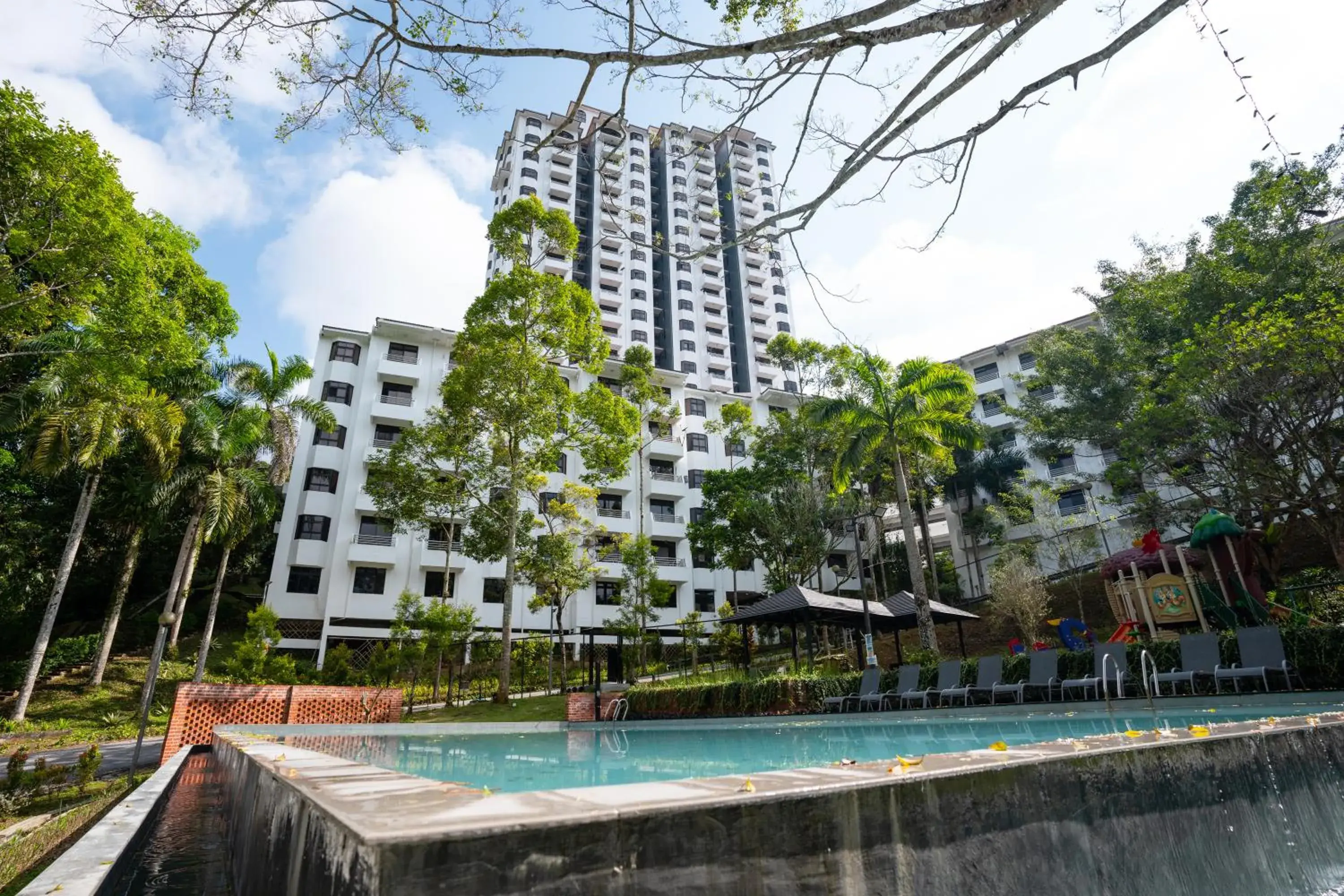 Swimming pool in Genting View Resort Swimming pool in Genting View Resort