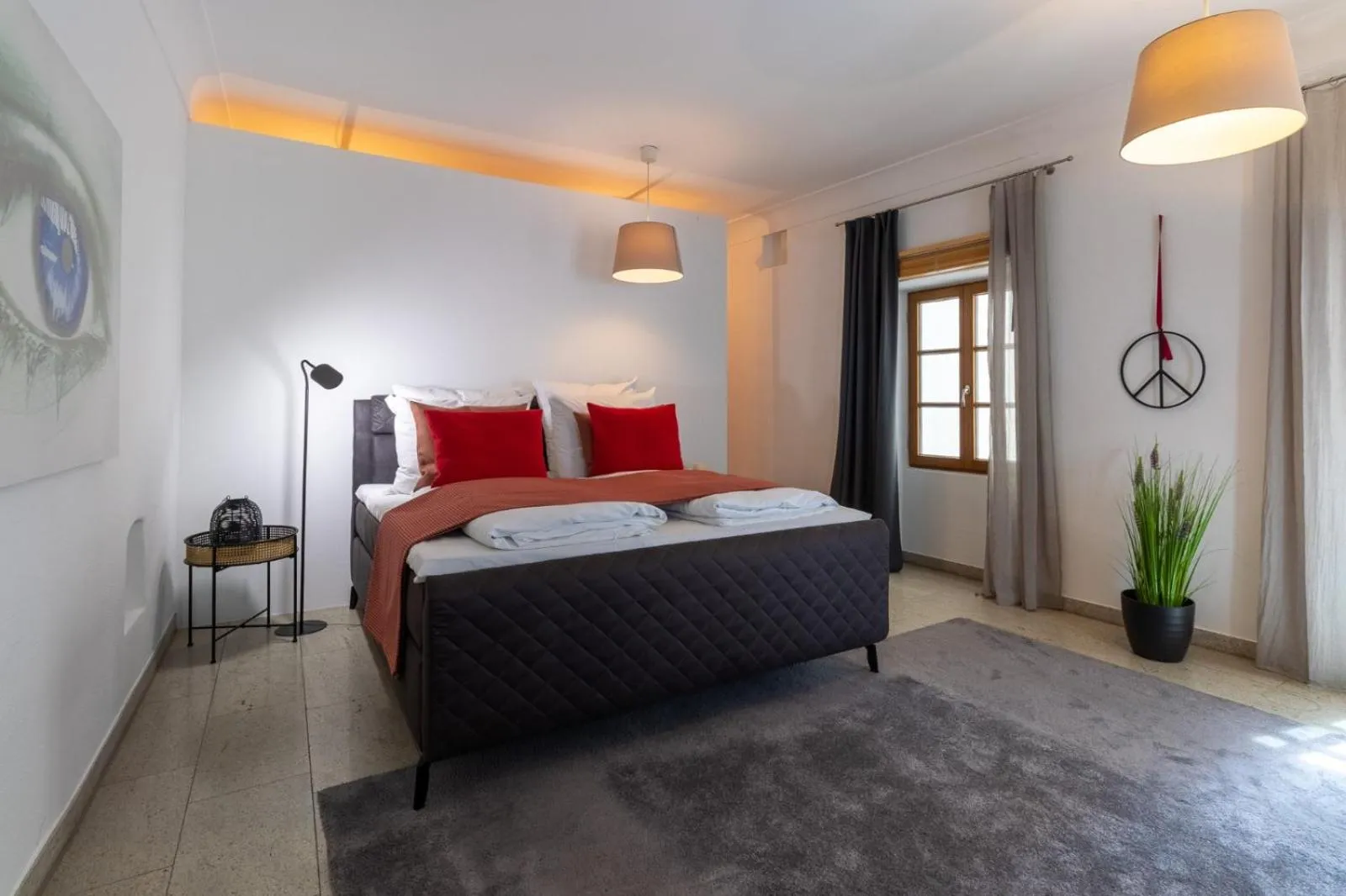 Bed in BARONHAUS Aparthotel & Suites