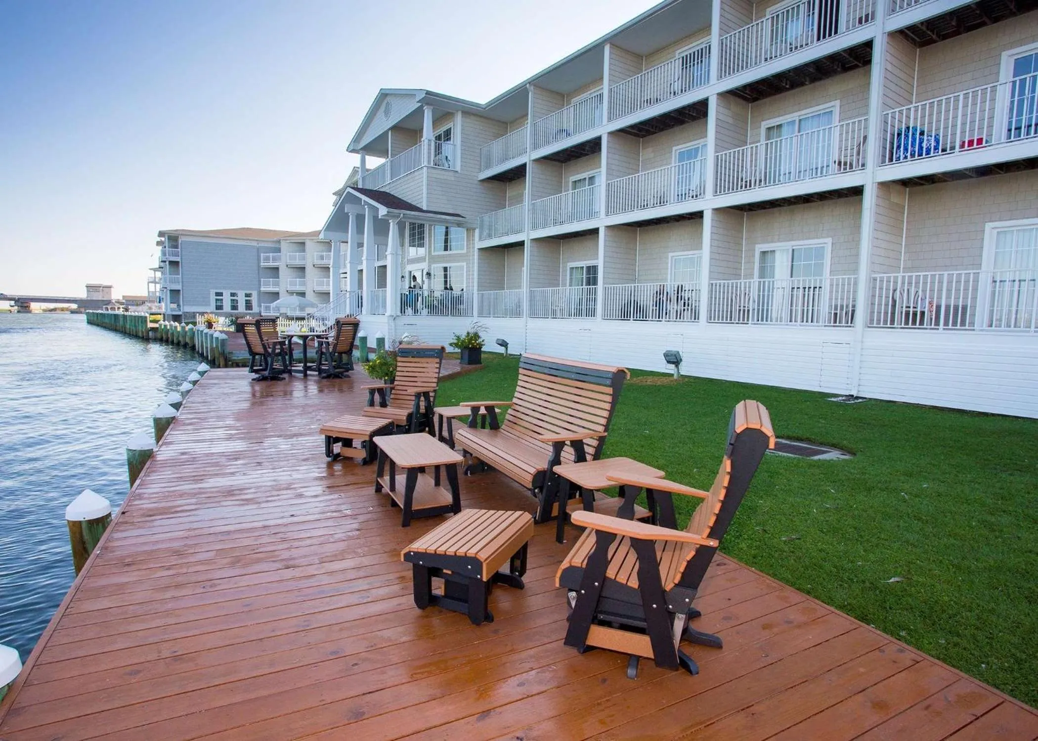 Property building in Hampton Inn & Suites Chincoteague-Waterfront, Va