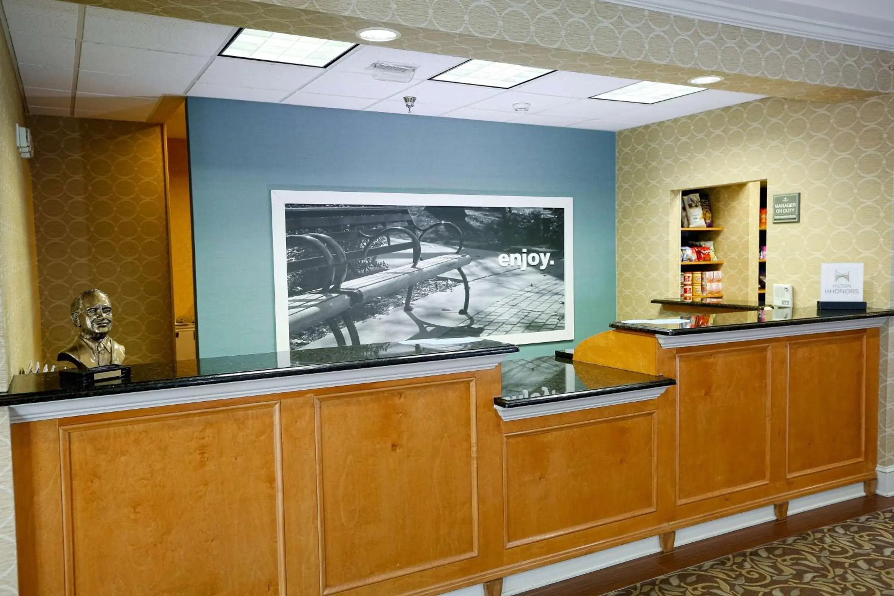 Lobby or reception in Hampton Inn & Suites Chincoteague-Waterfront, Va Lobby or reception in Hampton Inn & Suites Chincoteague-Waterfront, Va
