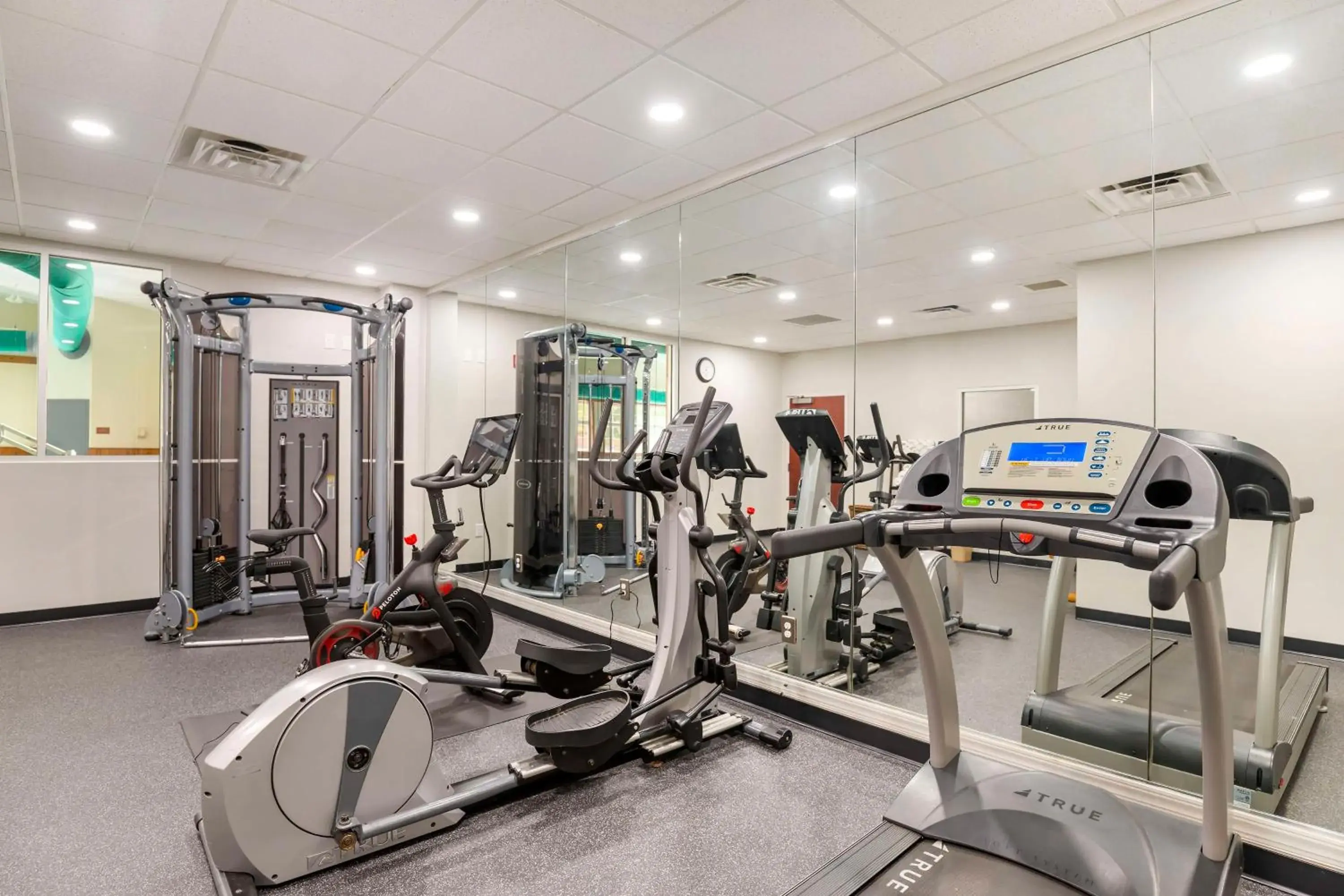 Fitness centre/facilities in Best Western Plus Crossroads Inn & Suites Fitness centre/facilities in Best Western Plus Crossroads Inn & Suites