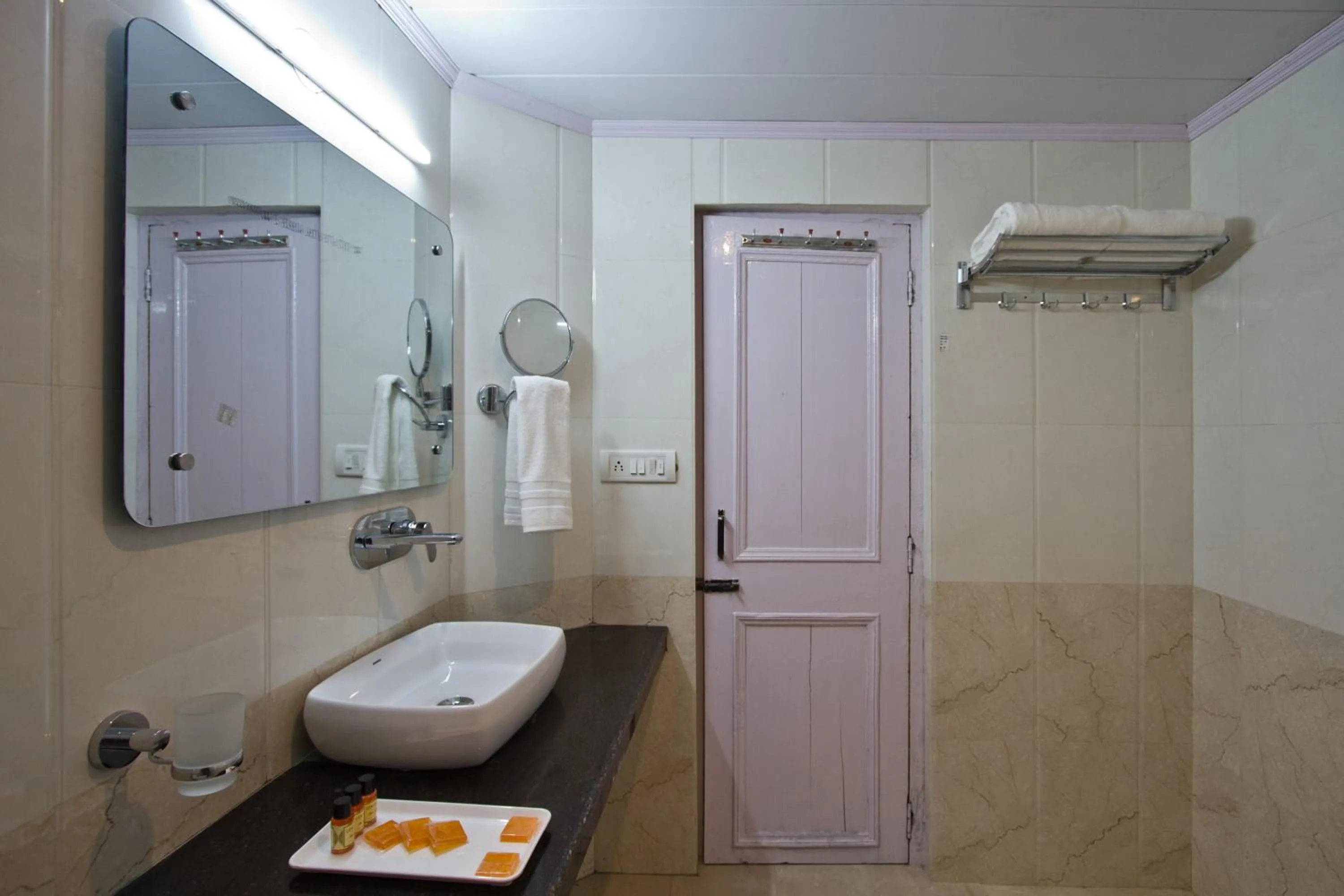 Bathroom in Hotel Hayer Regency