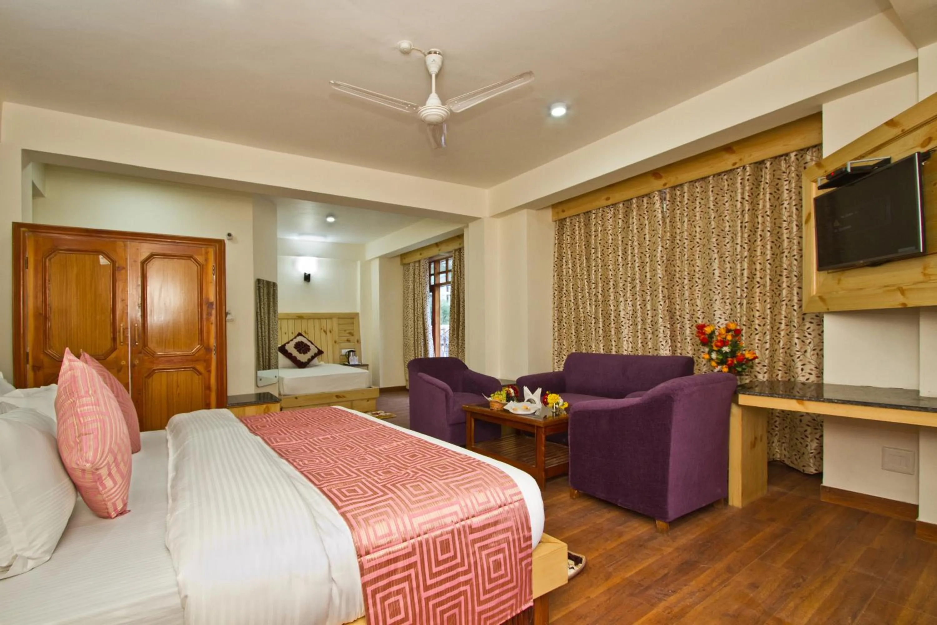 Photo of the whole room, Bed in Hotel Hayer Regency
