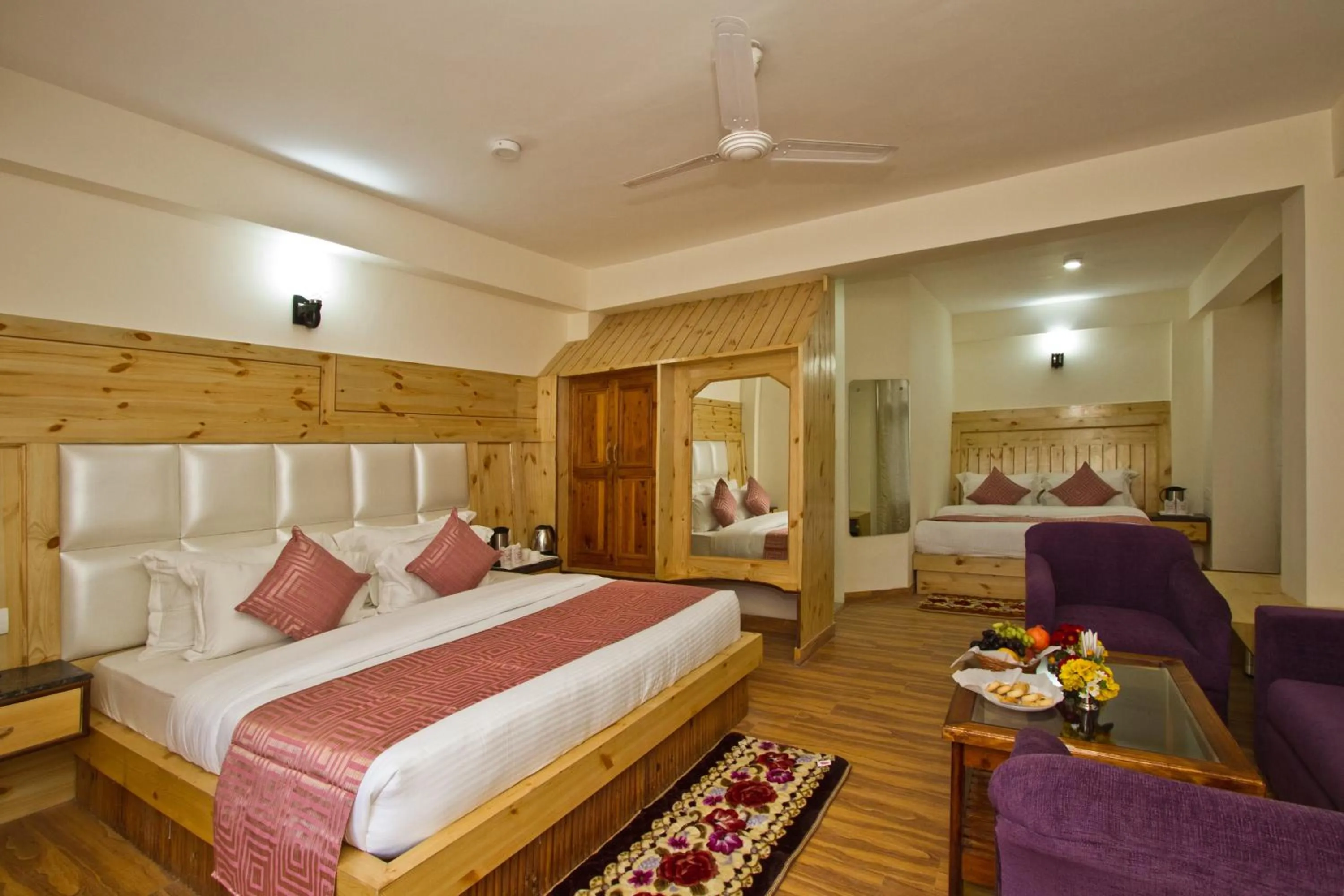 Photo of the whole room, Bed in Hotel Hayer Regency