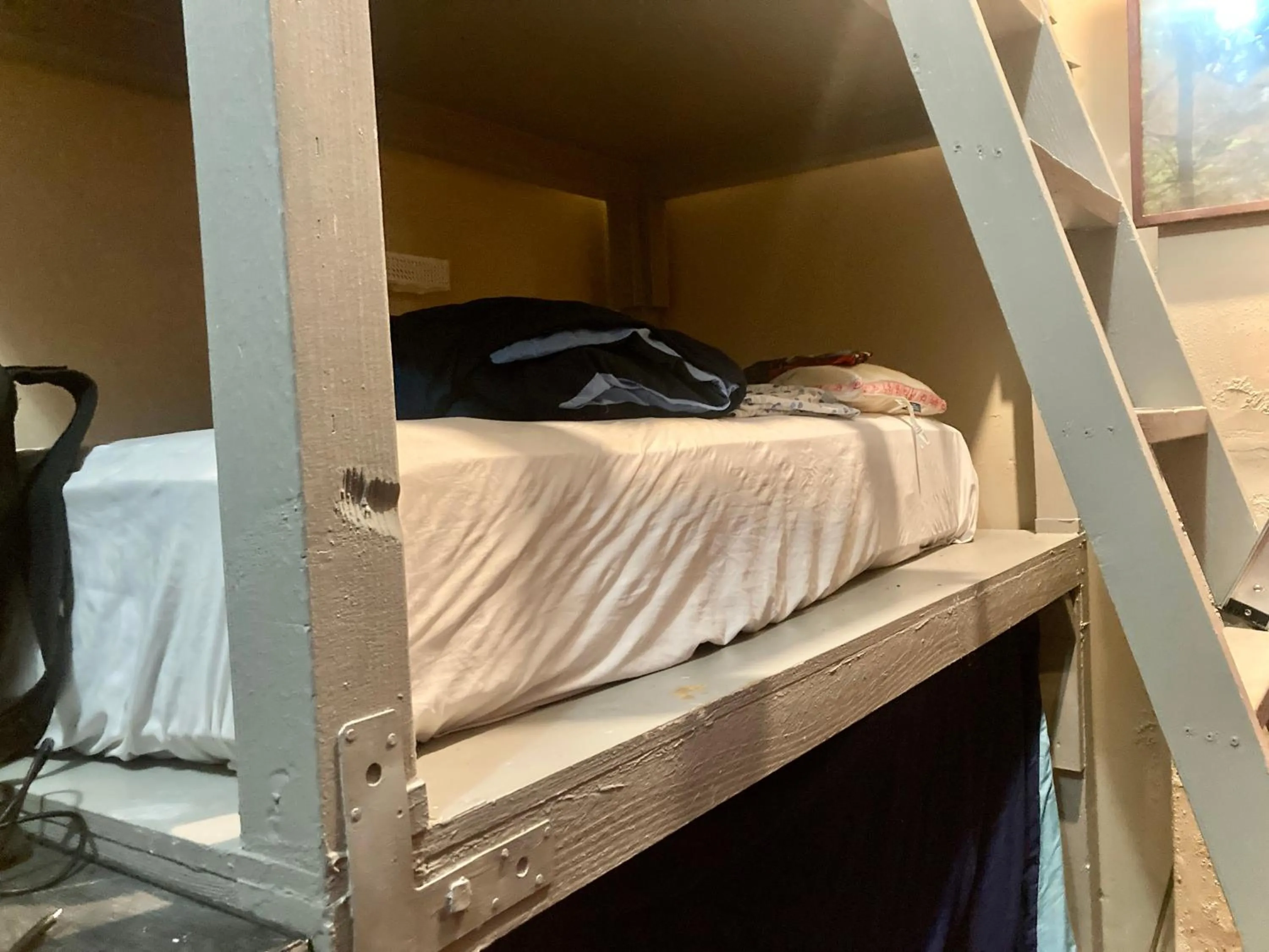 Bed in Artist Housing - Downtown