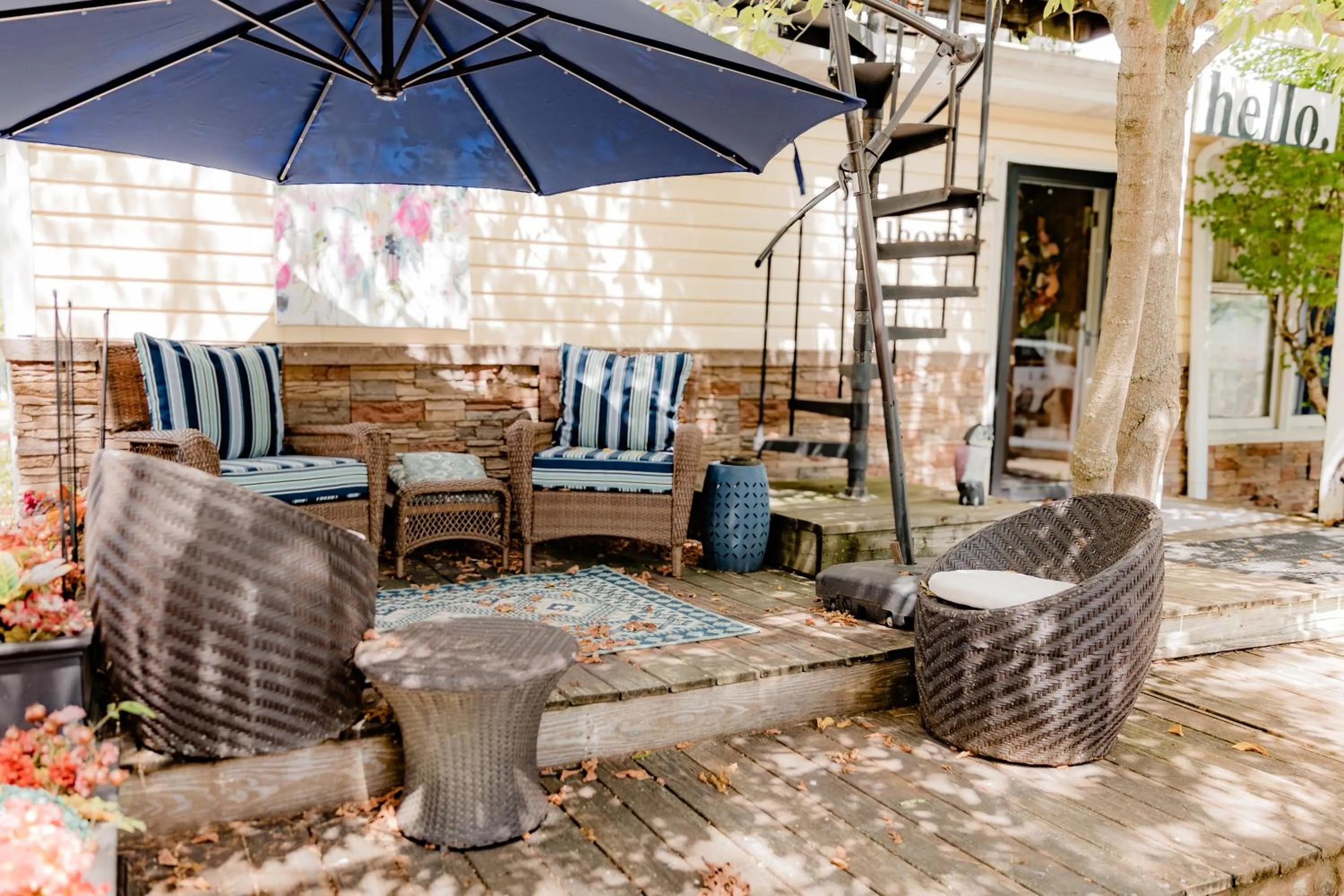 Patio in Montgomery Inn BnB