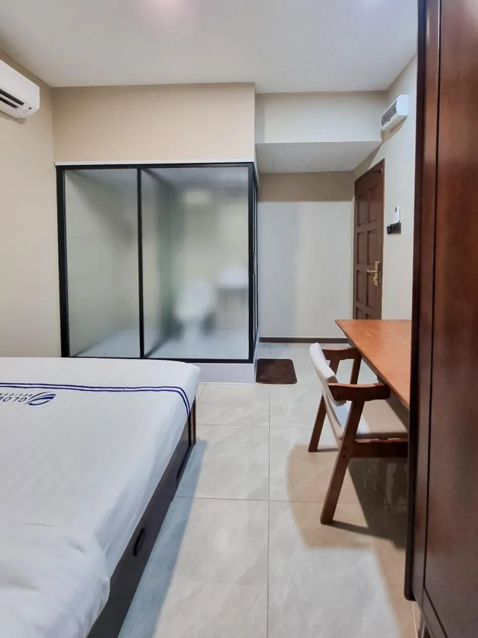 Bedroom, Bed in Global Residency