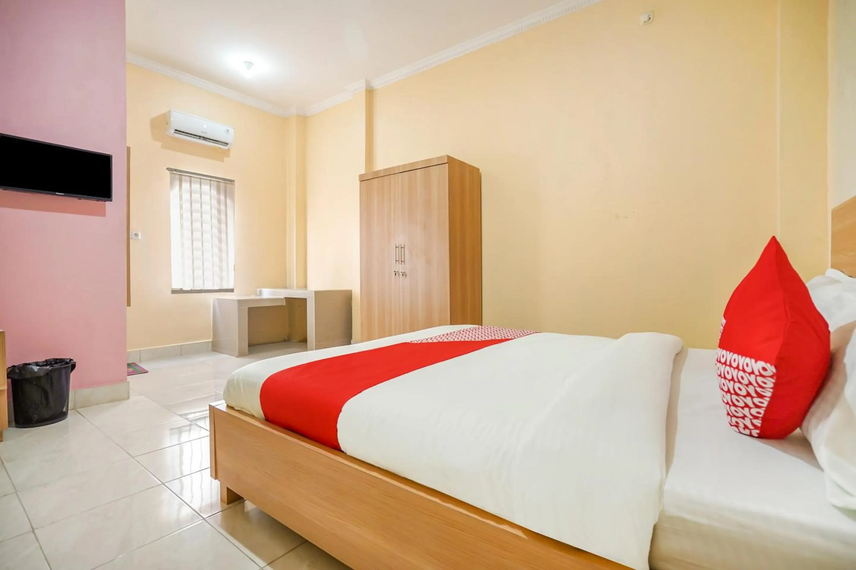 Bedroom, Bed in OYO Life 570 Pesona Asri Homestay Syariah