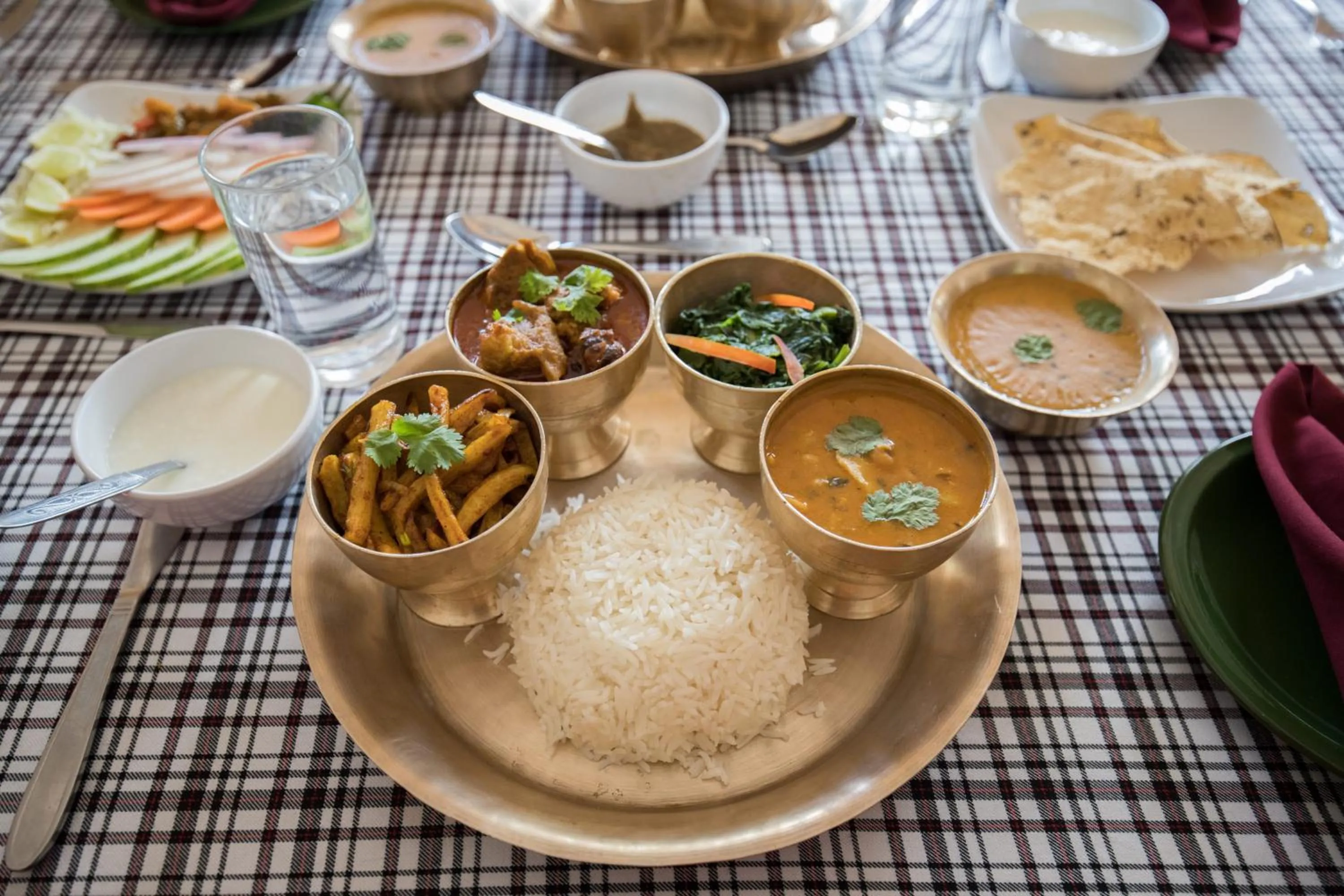 Restaurant/places to eat in Avocado Orchid Resort