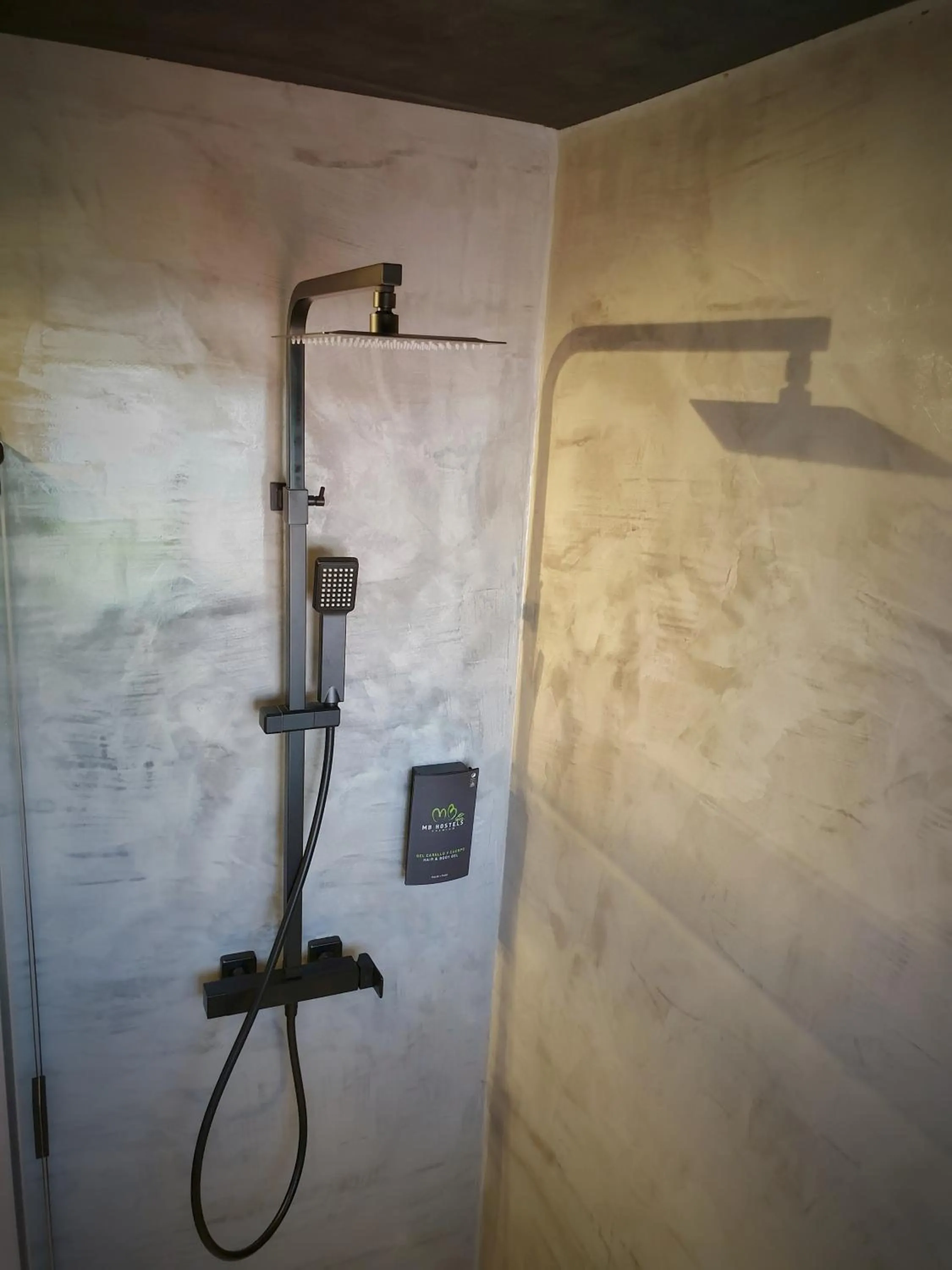 Shower in MB Hostels Premium ECO - Adults Recommended