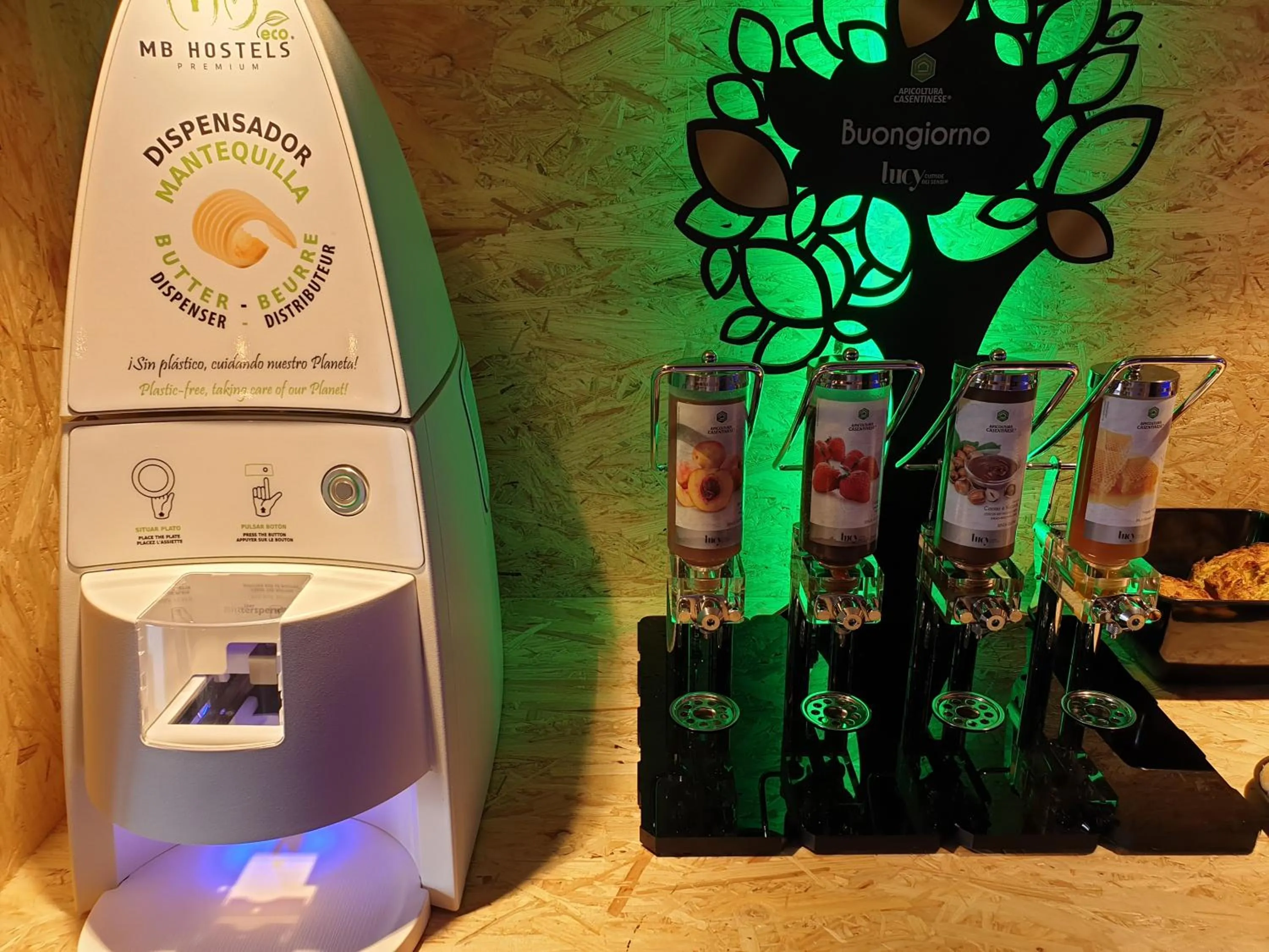 Food in MB Hostels Premium ECO - Adults Recommended