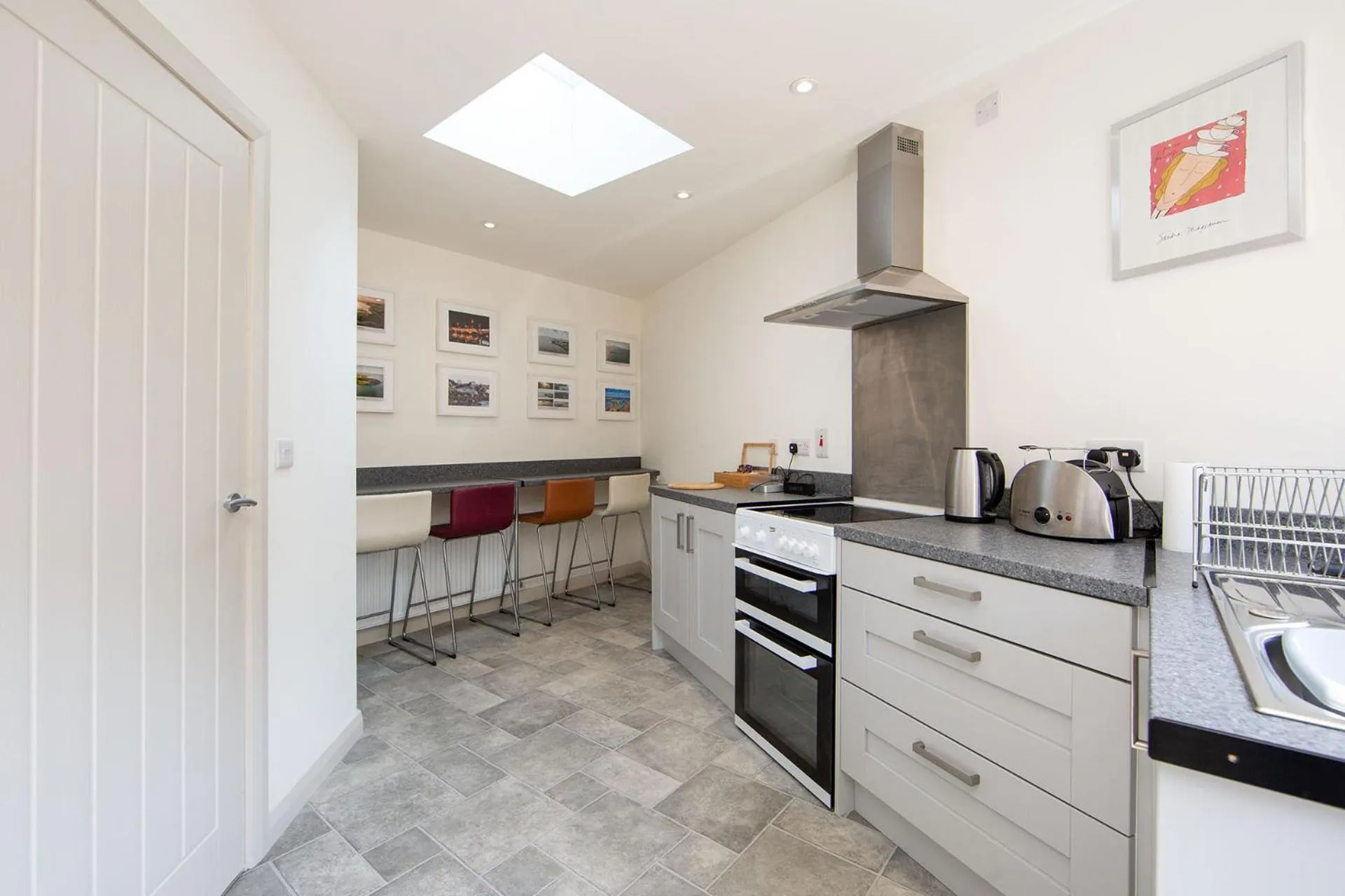 Kitchen or kitchenette in The Anchor Apartments