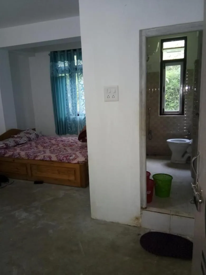 Bed in Kamala Homestay - Manyedara