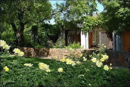 Petit Logis Inn Petit Logis Inn