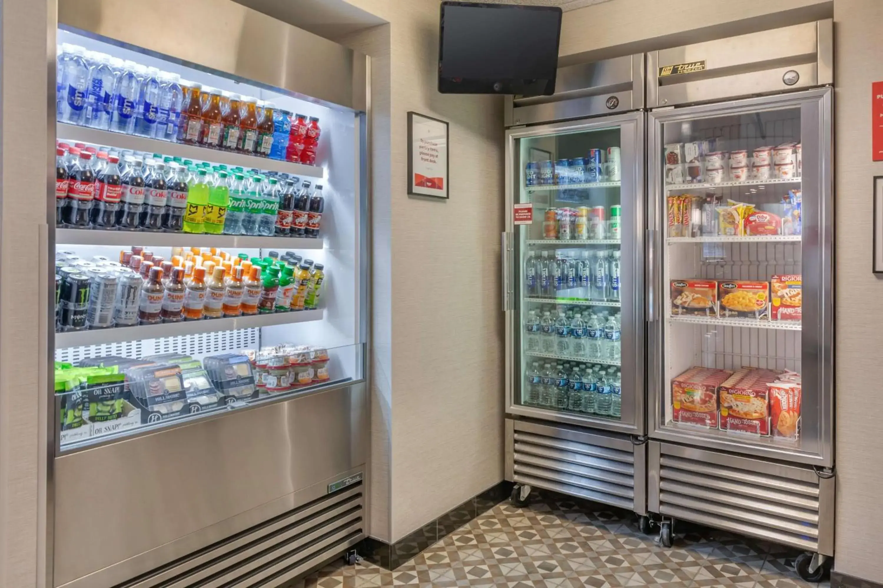 Property building in Drury Inn & Suites St. Louis-Southwest Property building in Drury Inn & Suites St. Louis-Southwest