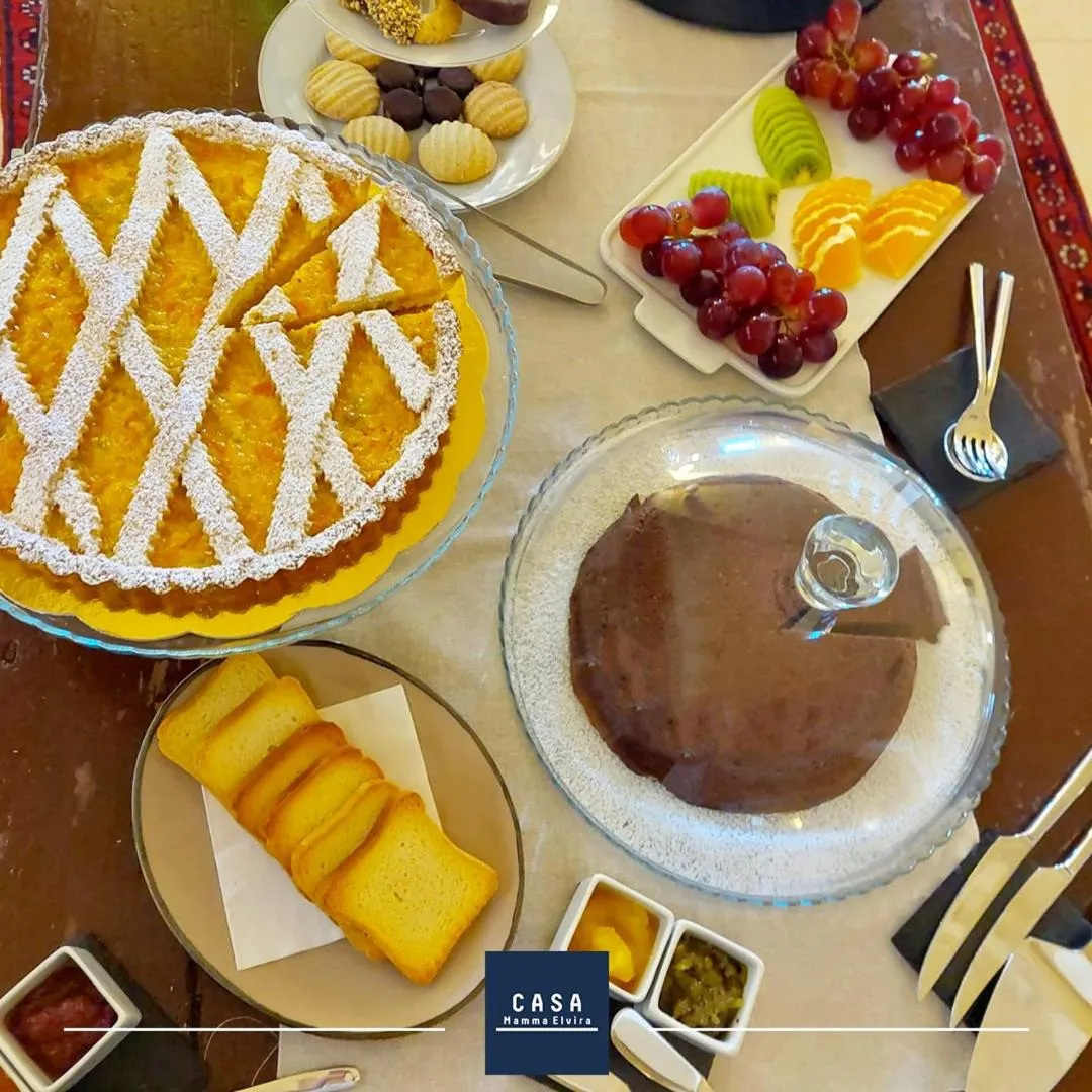 Food and drinks in Casa Mamma Elvira