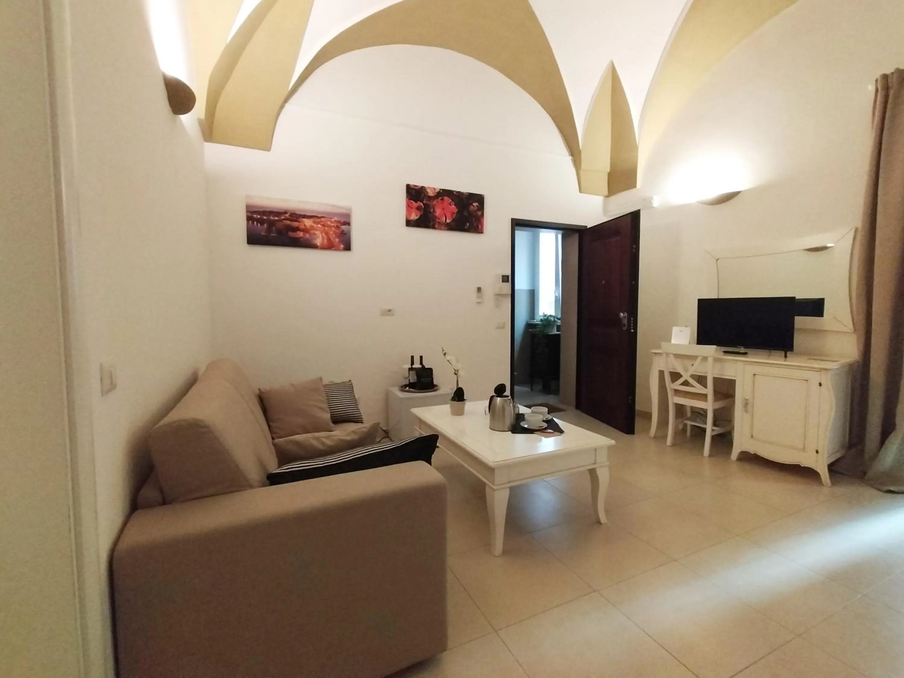 Facade/entrance in Casa Mamma Elvira