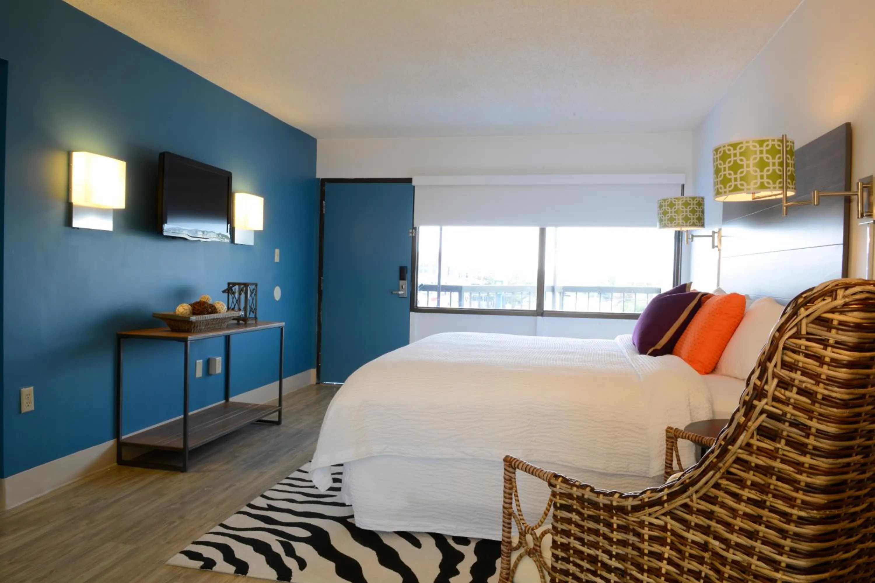 TV and multimedia, Bed in Beach House Dewey