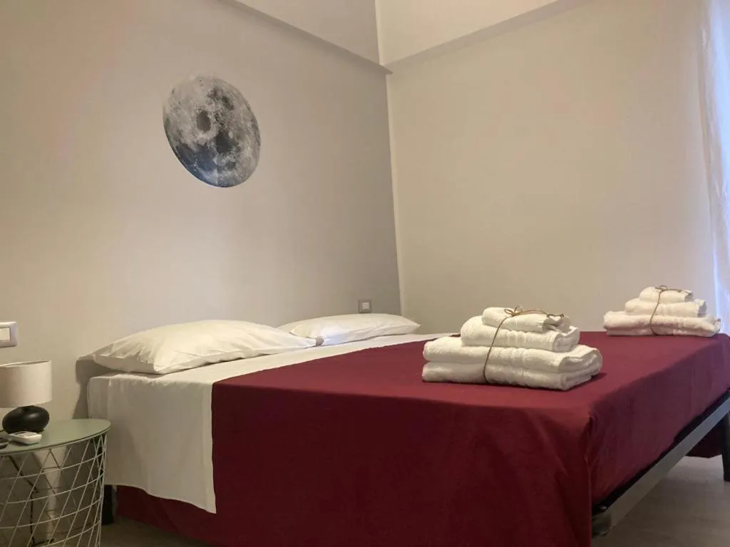 Bed in Gatto Bianco Picone 19