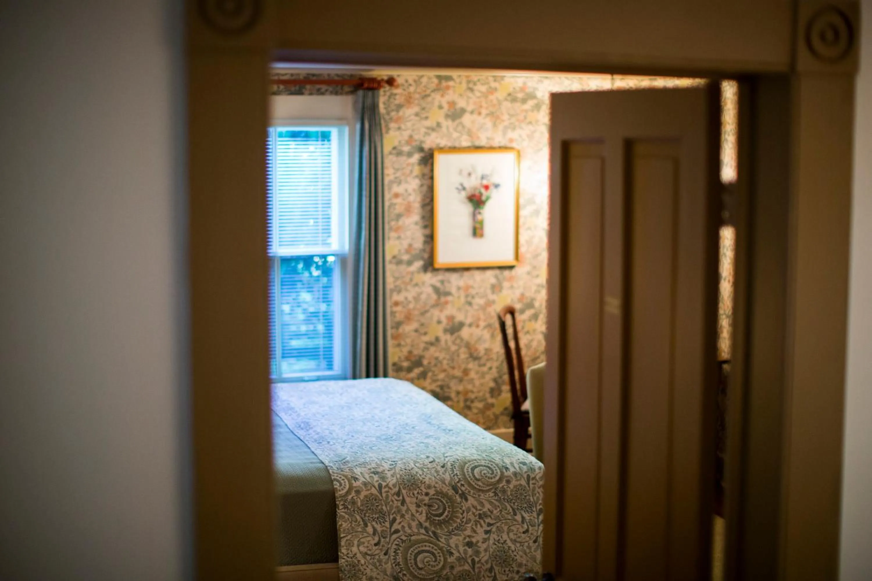 Bed in Gay Street Inn