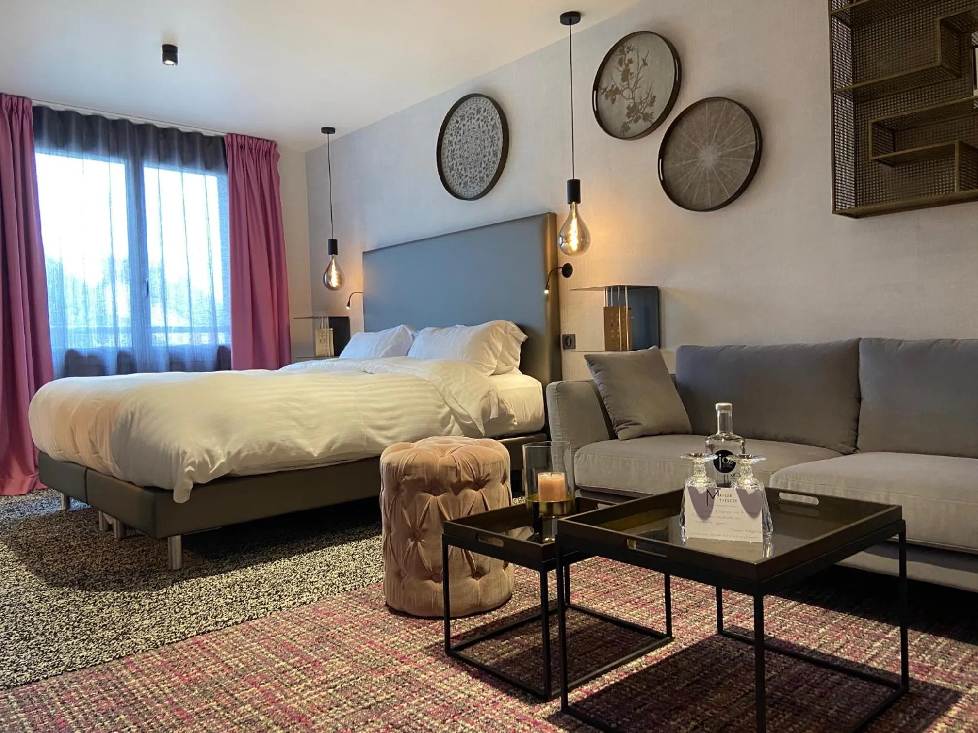 Bed in Maison Tiegezh